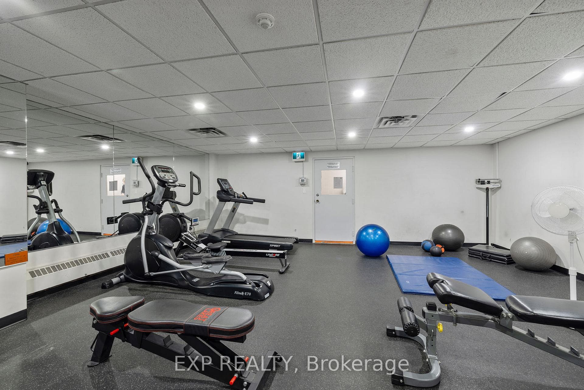 120 DUKE Street Unit 1506 photo 18