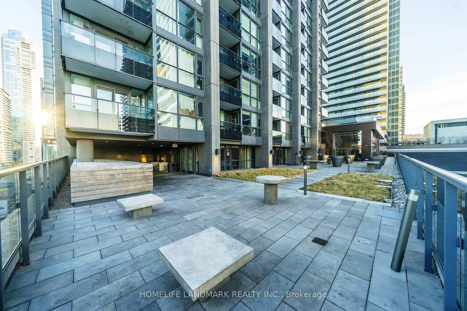295 Adelaide Street Unit 3210 photo 5