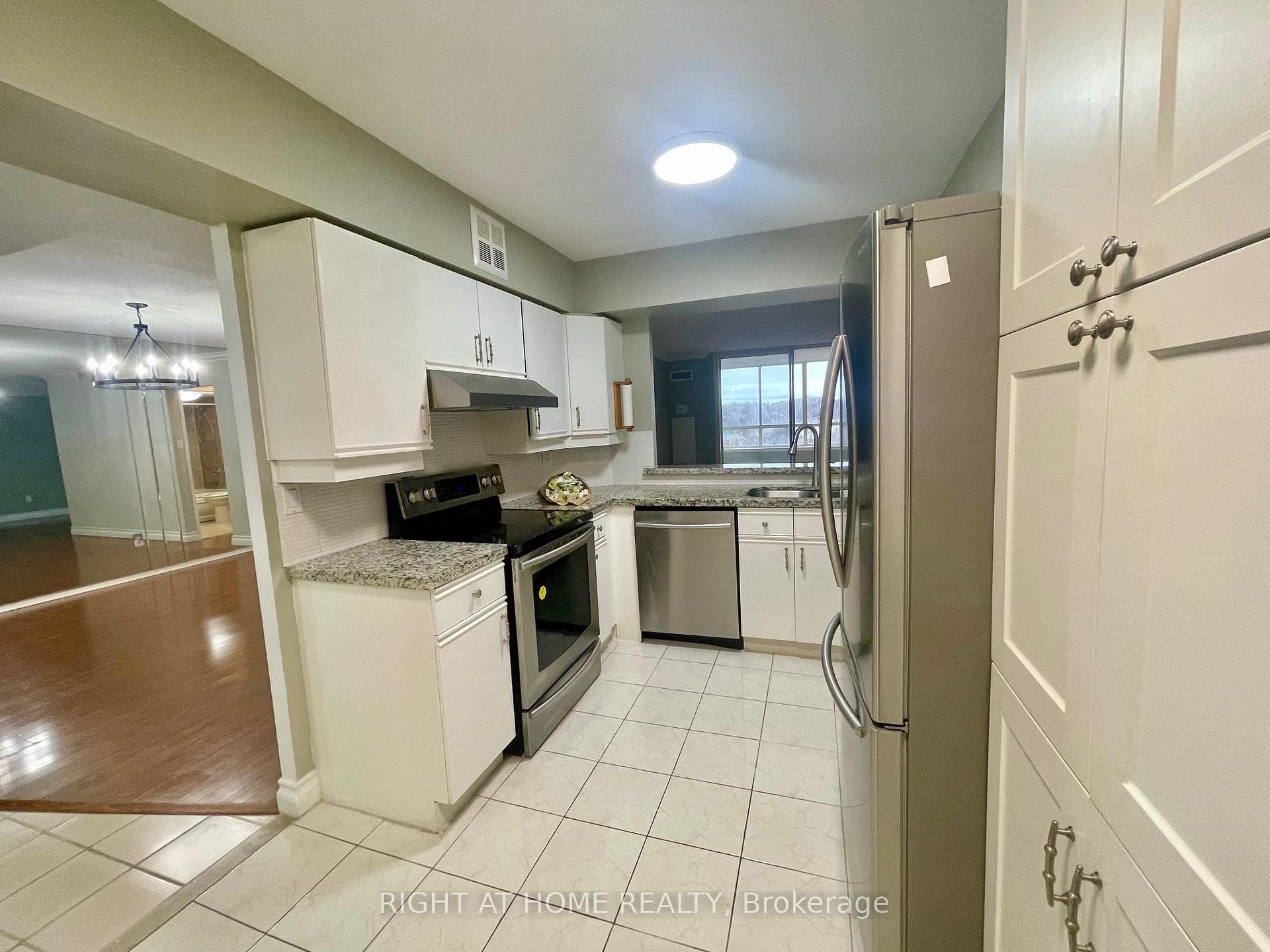 55 Austin Drive Unit 601 photo 13