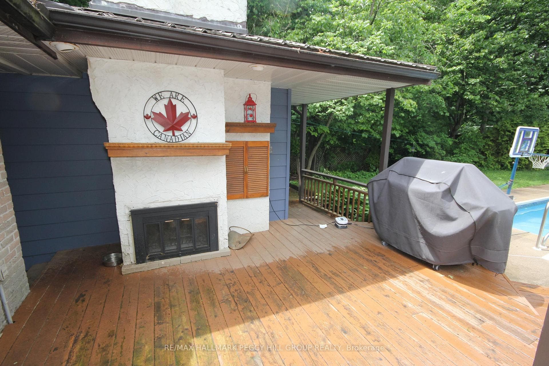 210 Jean Street photo 16