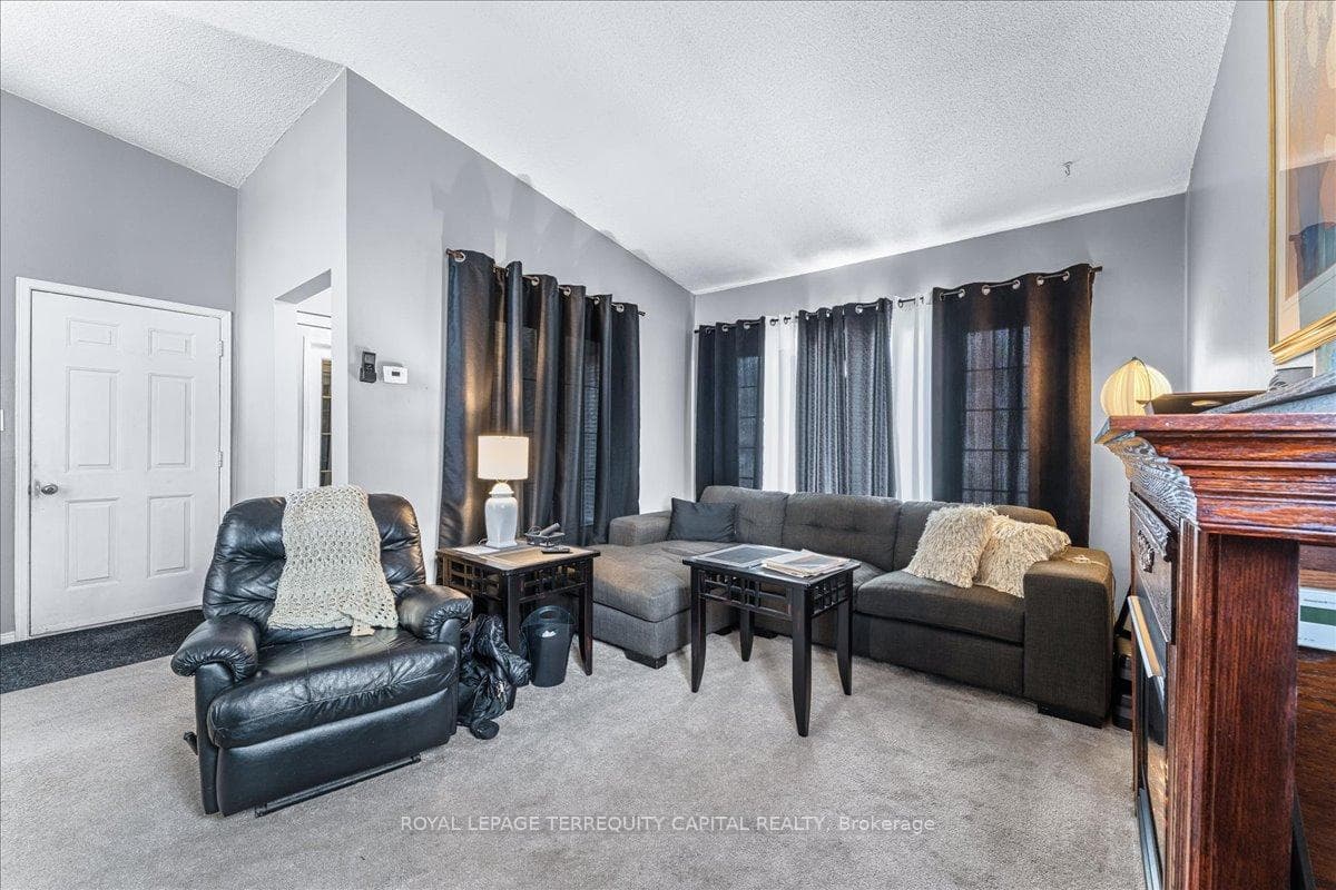 57 Eden Drive photo 8