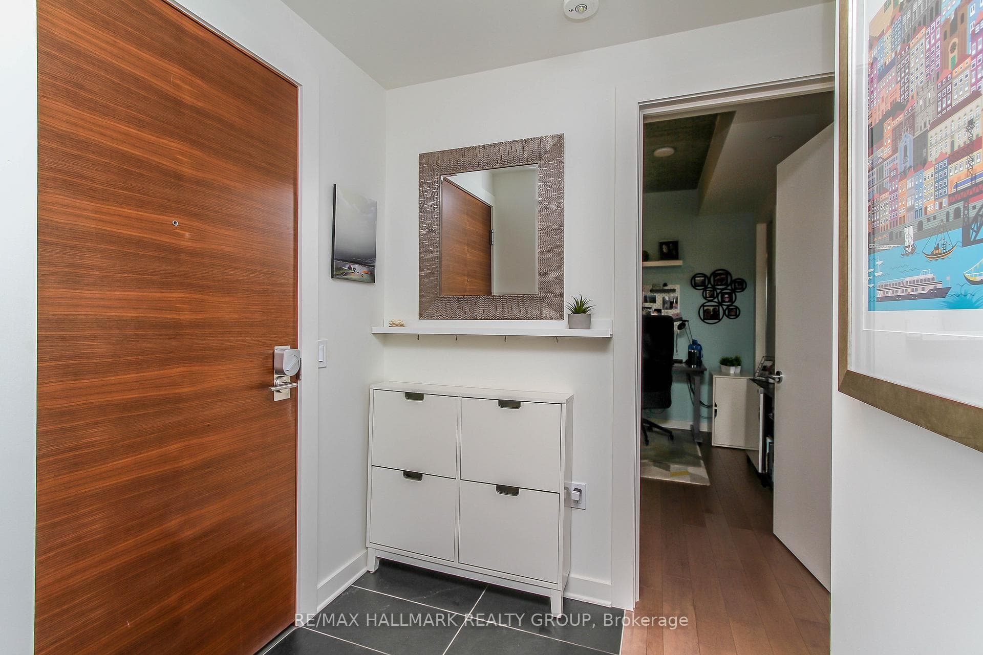 135 Barrette Street Unit 409 photo 10