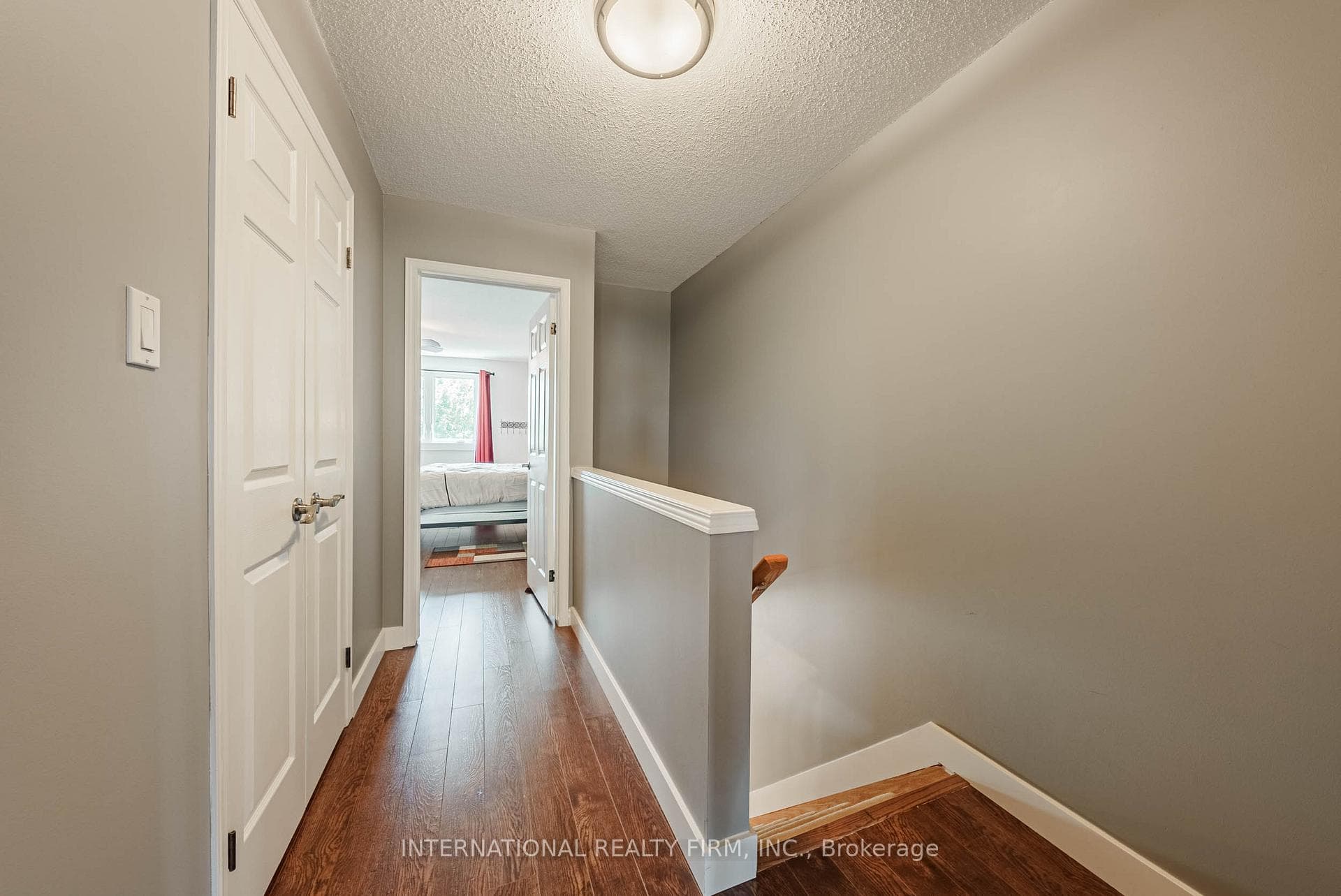 14 Bronte Court photo 15