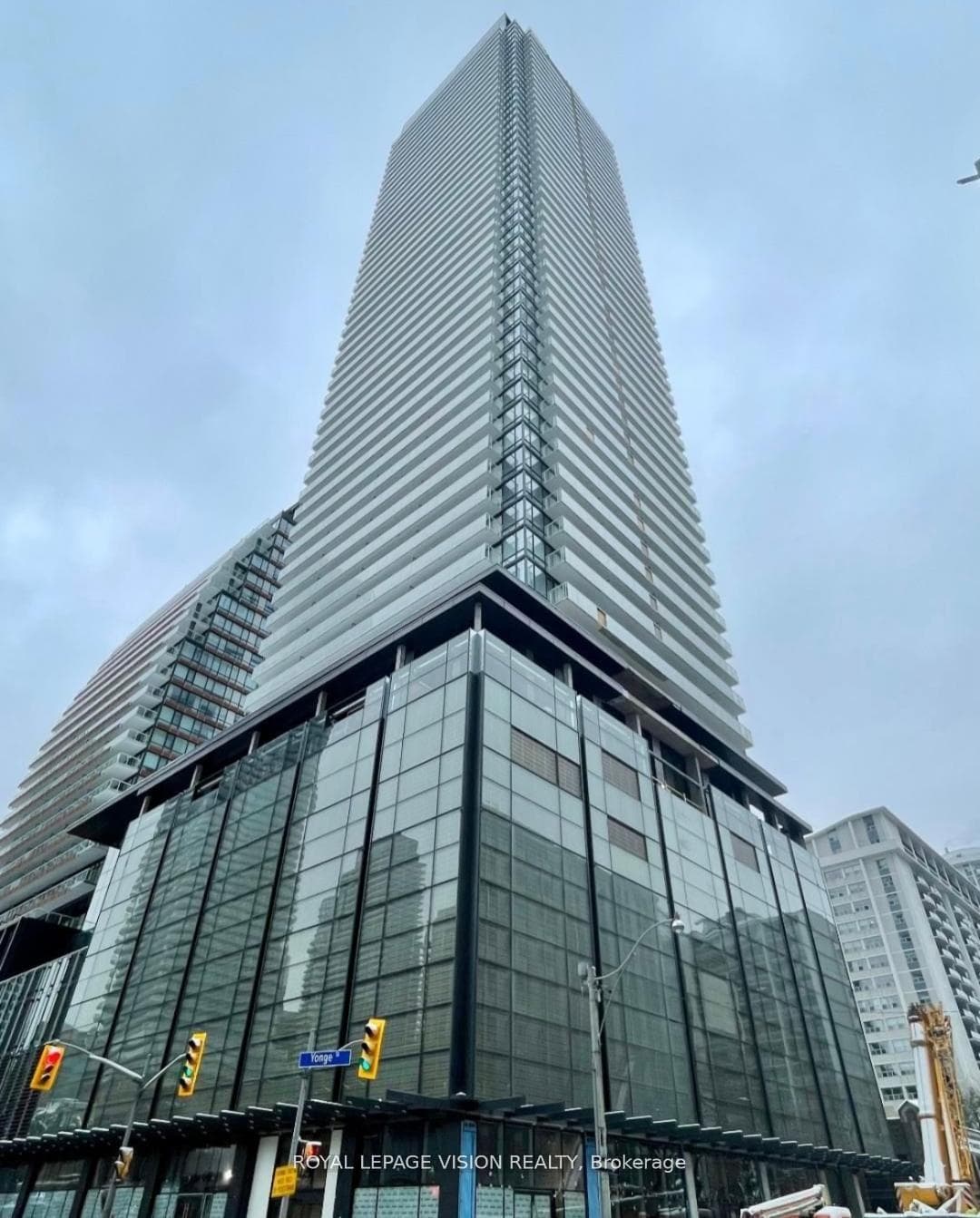 501 Yonge Street Unit 4508 photo 4