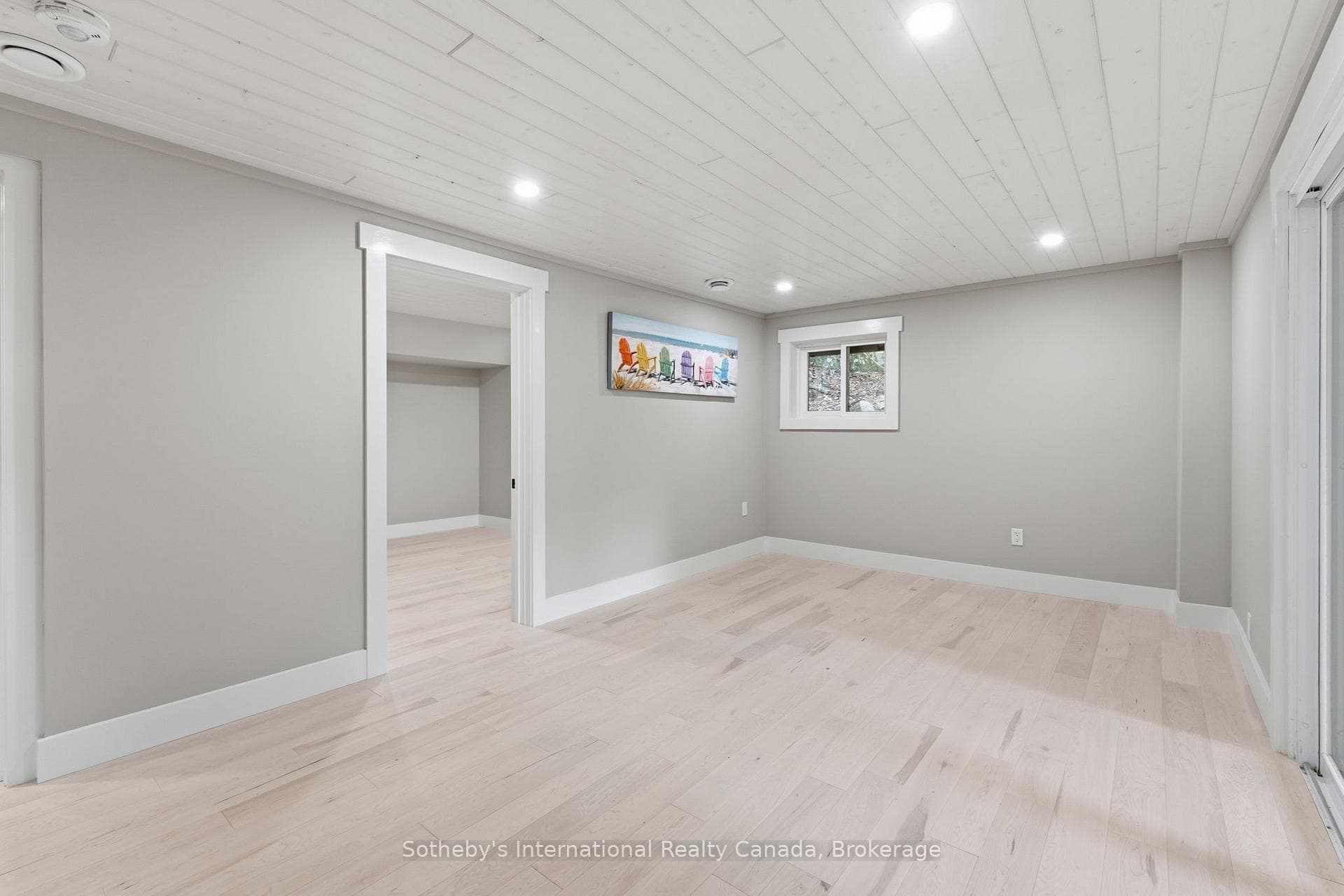 1023 Strachan Point Road photo 29
