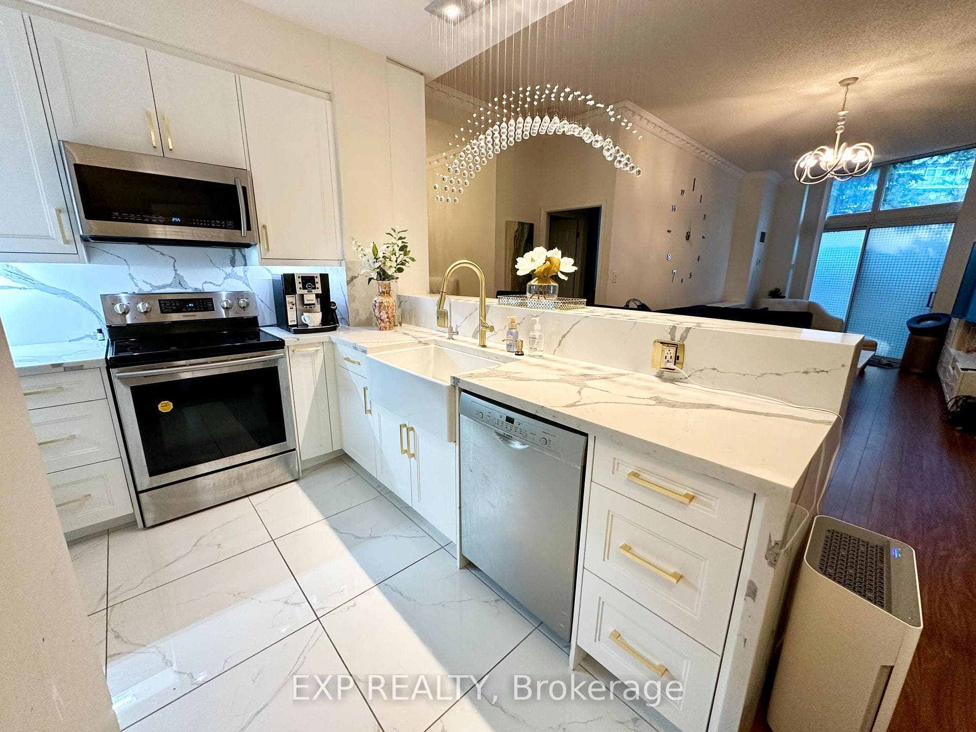 23 Lorraine Drive Unit 116 photo 10