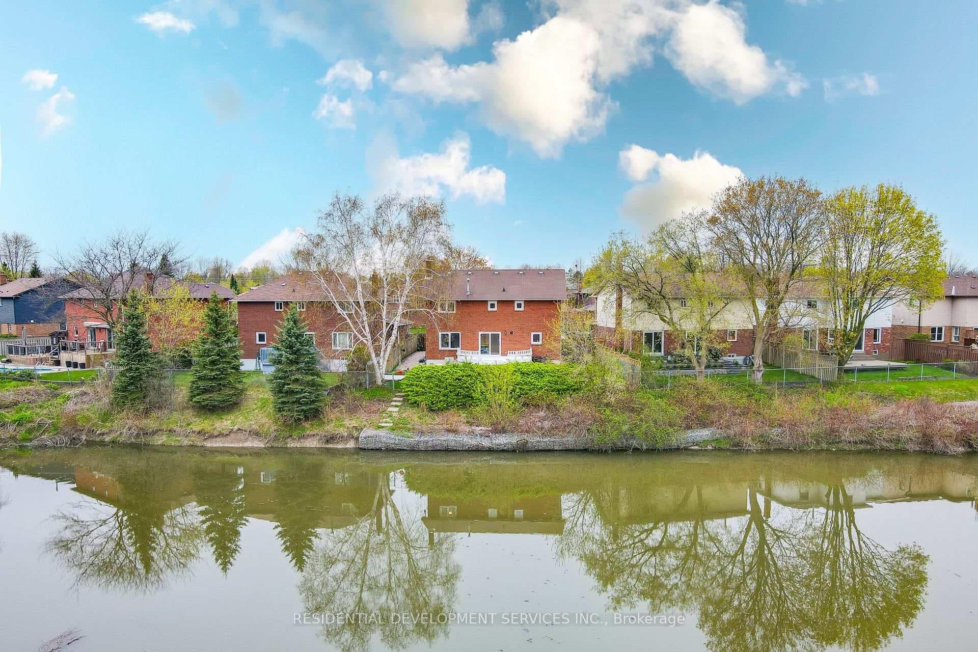 93 Rollo Drive photo 36