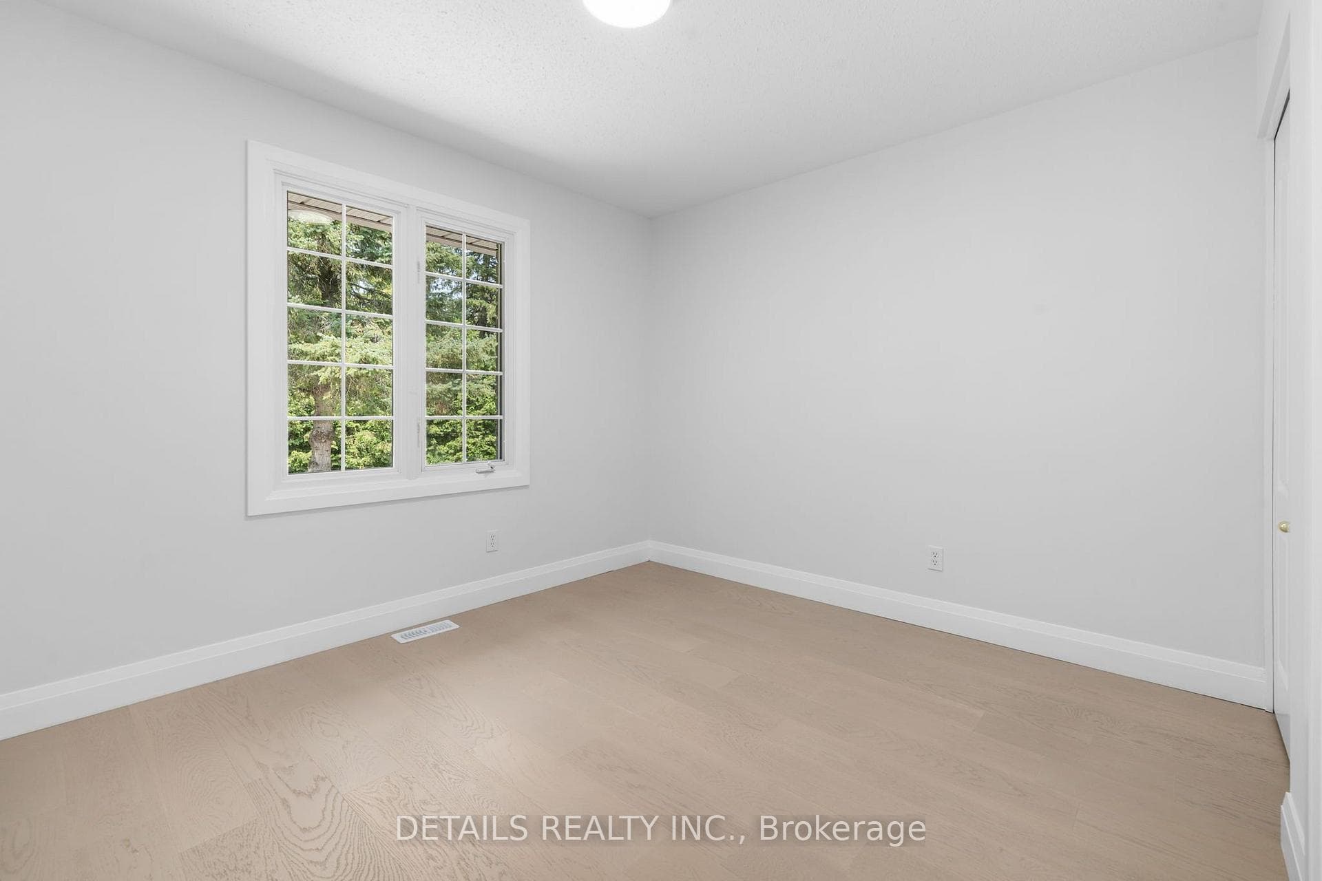 6408 Fourth Line Road photo 30