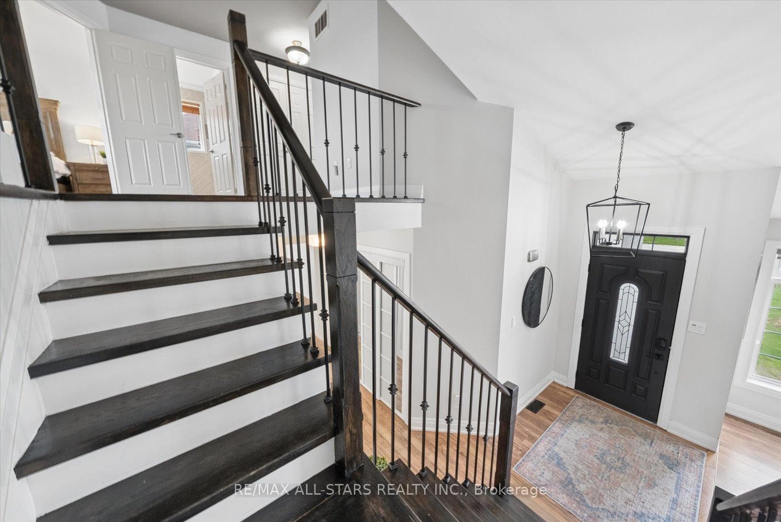 114 Kingsridge Road photo 22