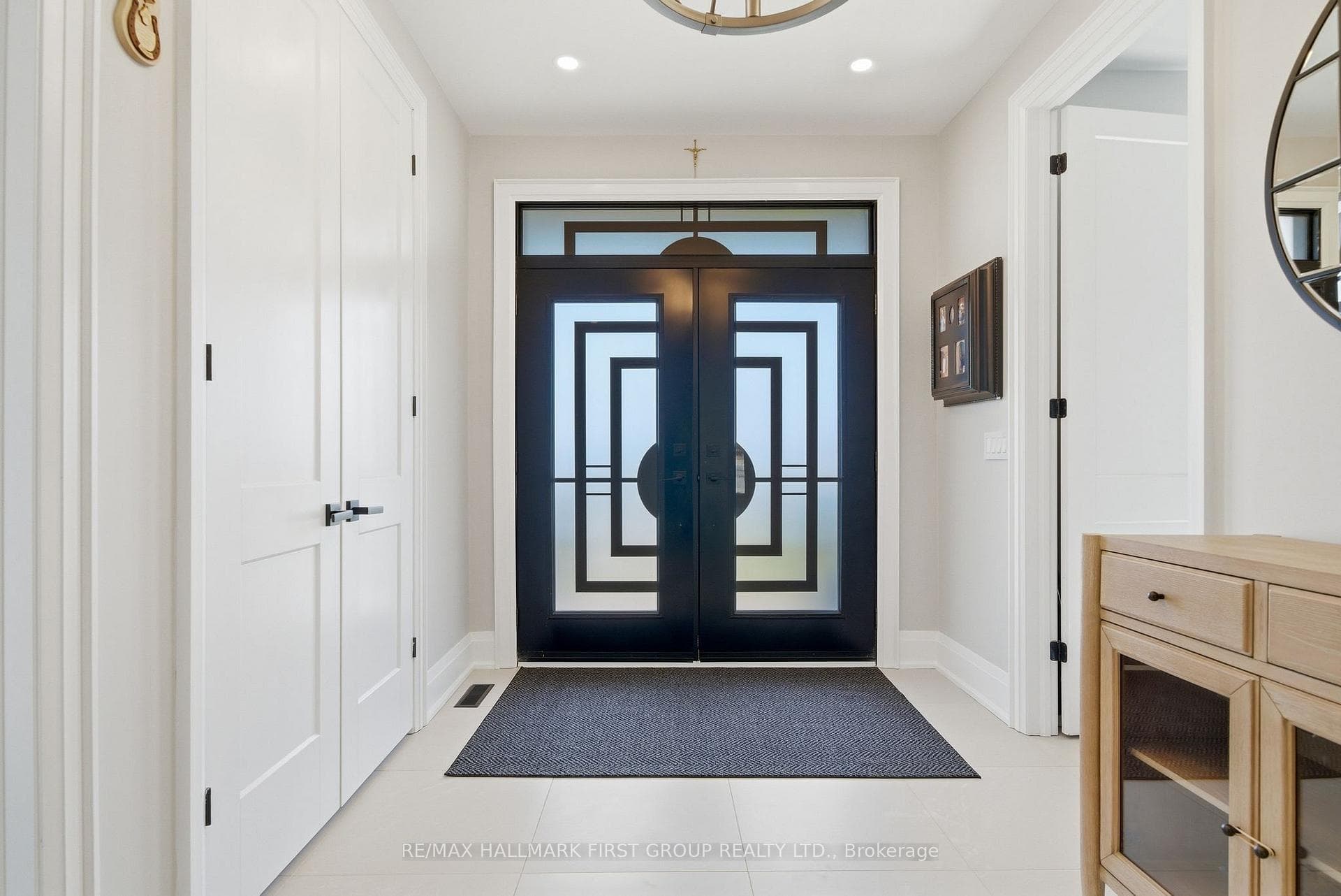 13 Archibald Court photo 4