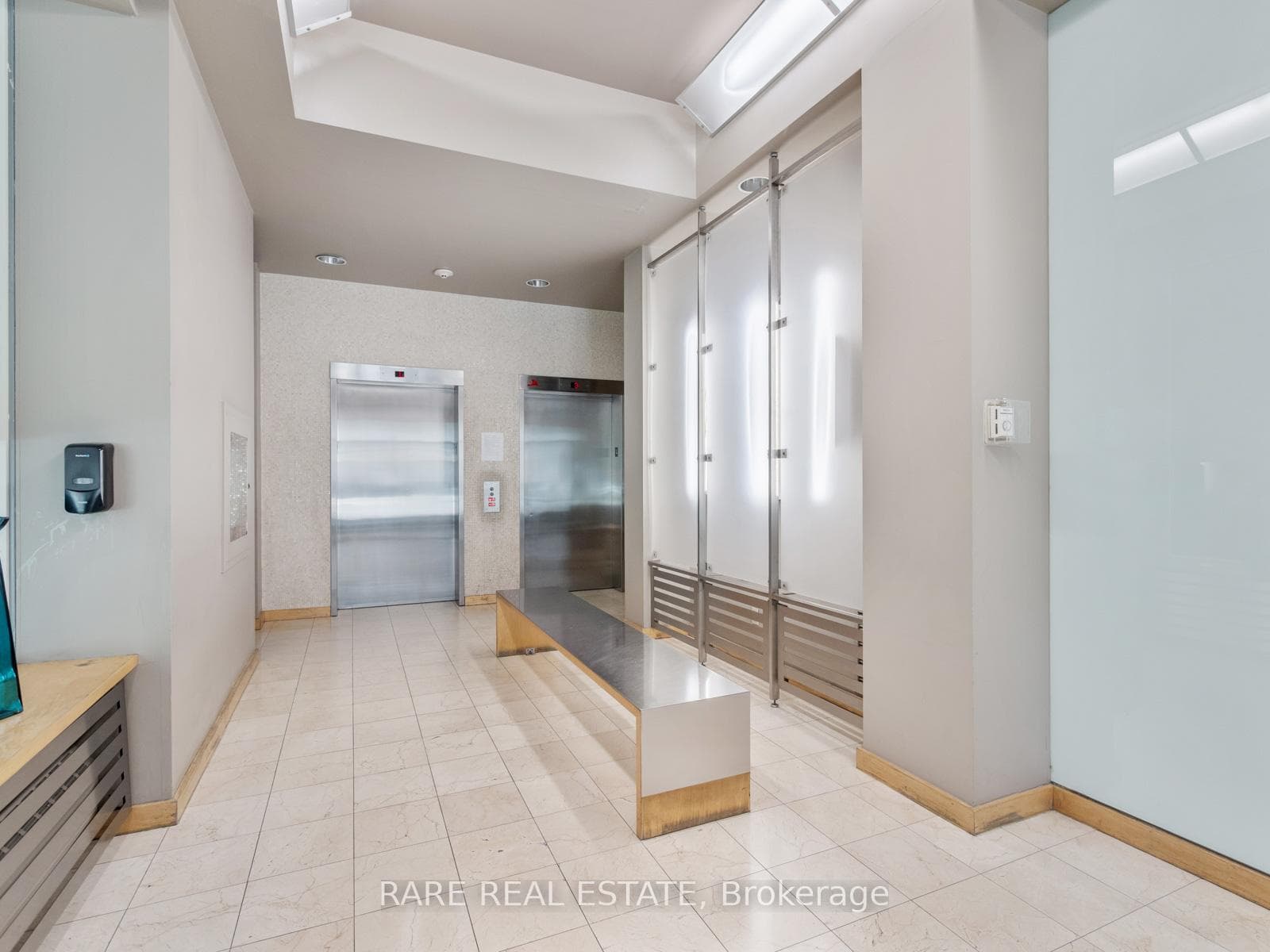 77 Lombard Street Unit 202 photo 32