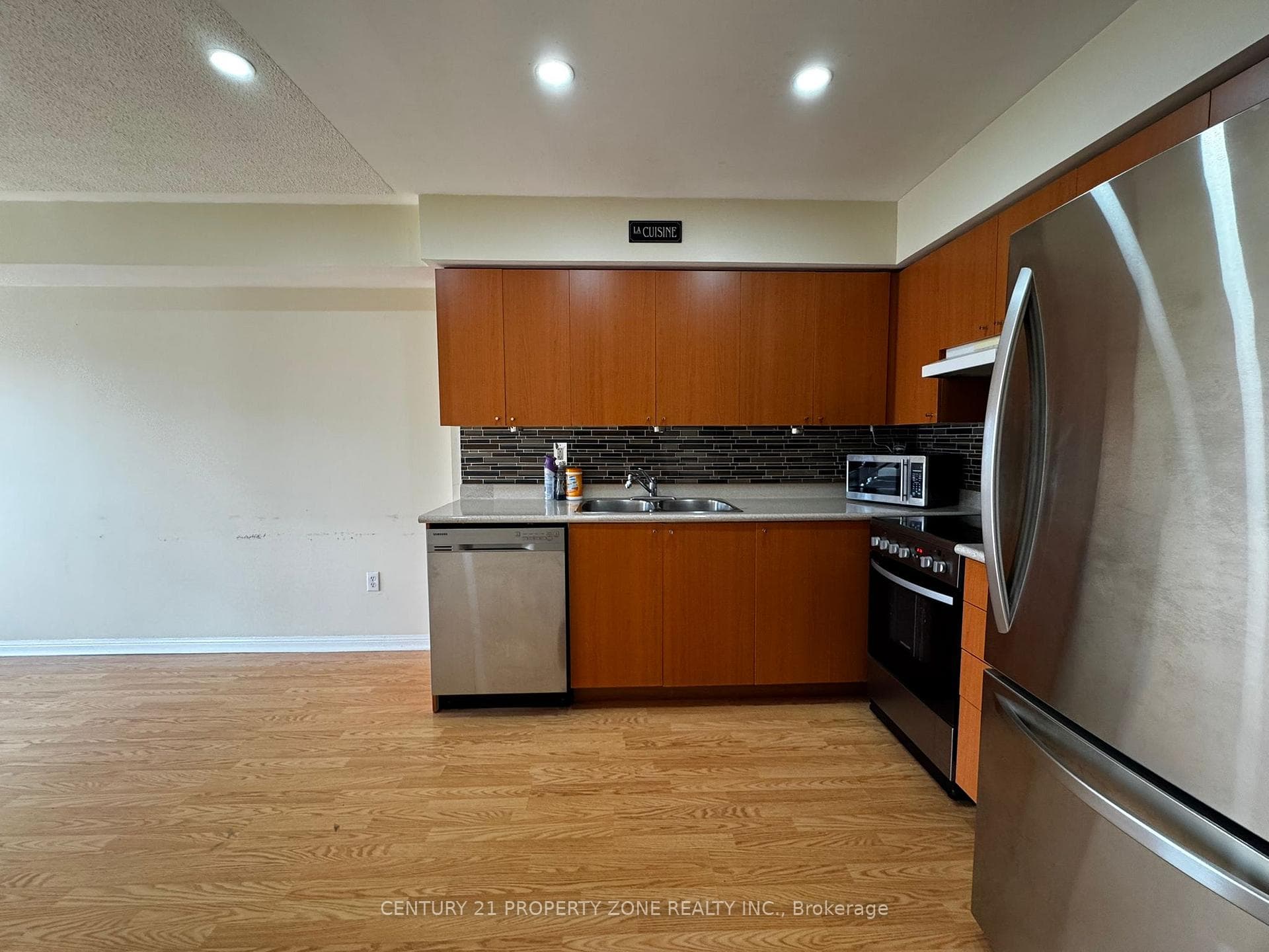 4620 Guildwood Way Unit 76 photo 2