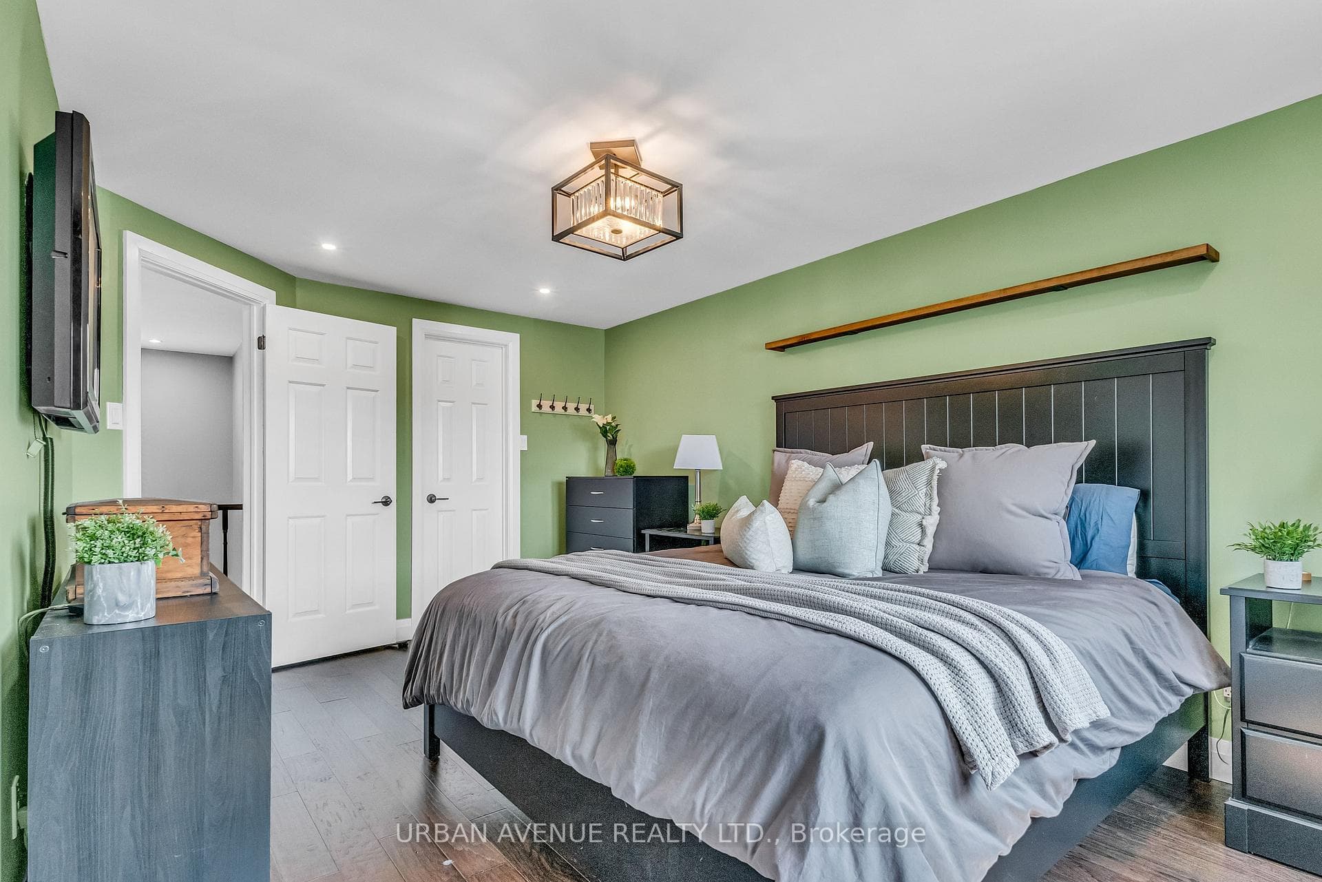 20 Gilmour Drive photo 22