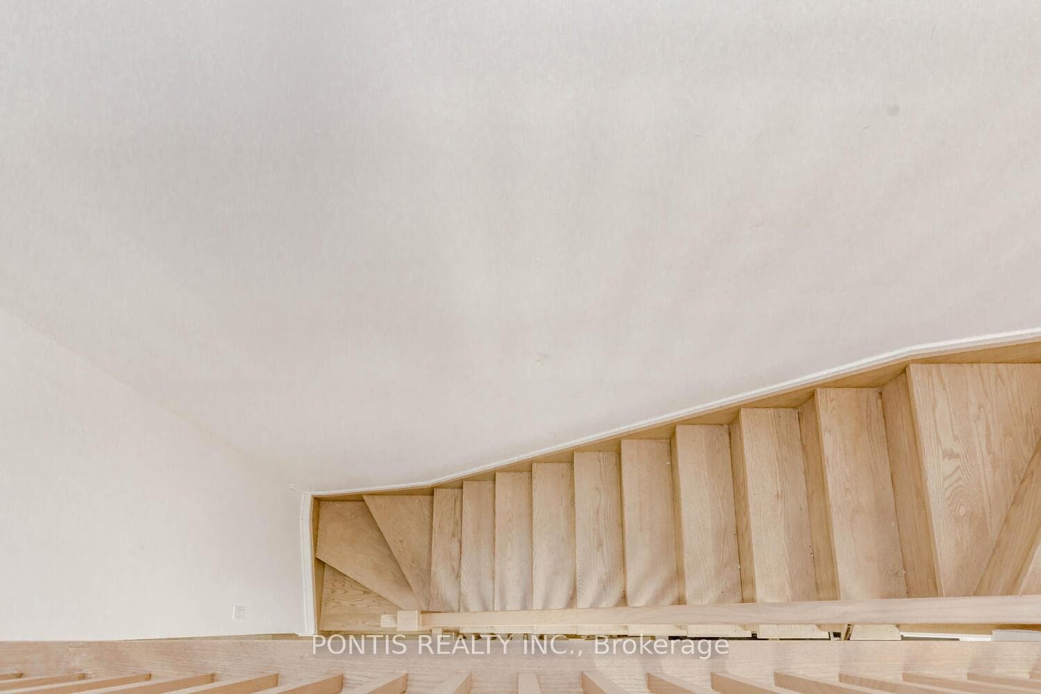 2100 Bridletowne Circle Unit 102 photo 20