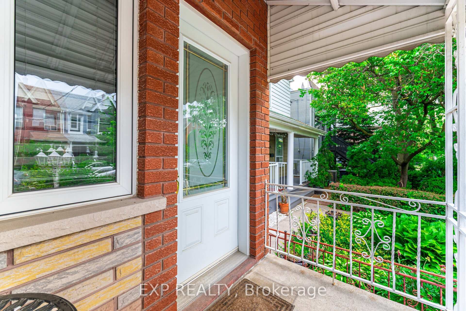395 Crawford Street photo 18