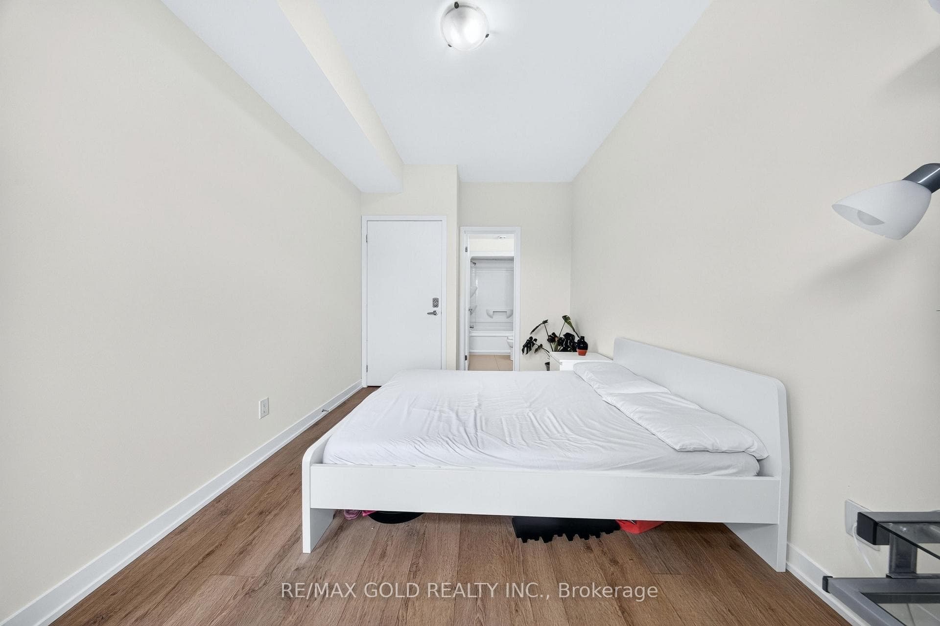 Bed 1