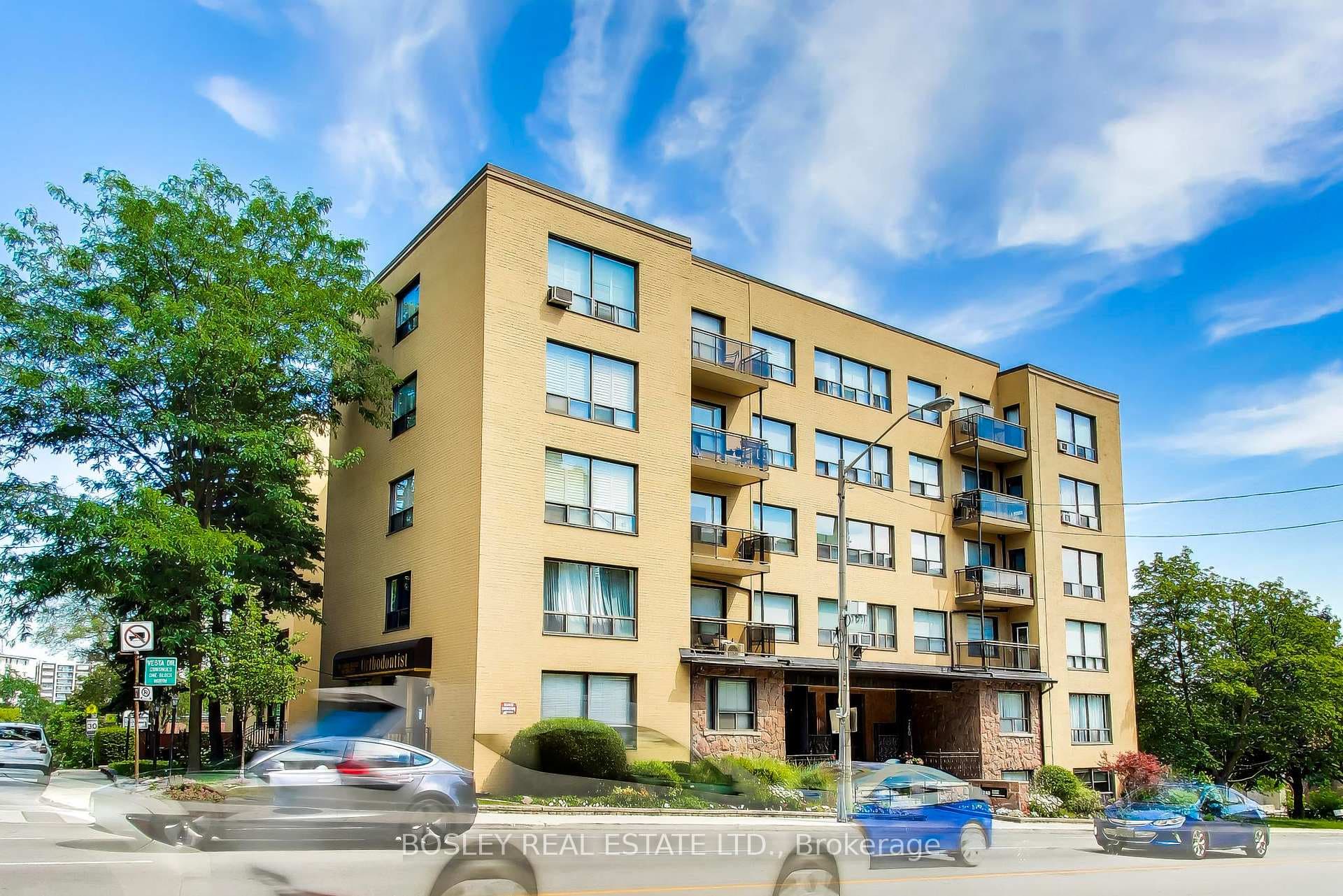 740 Eglinton Avenue Unit 306 photo 3