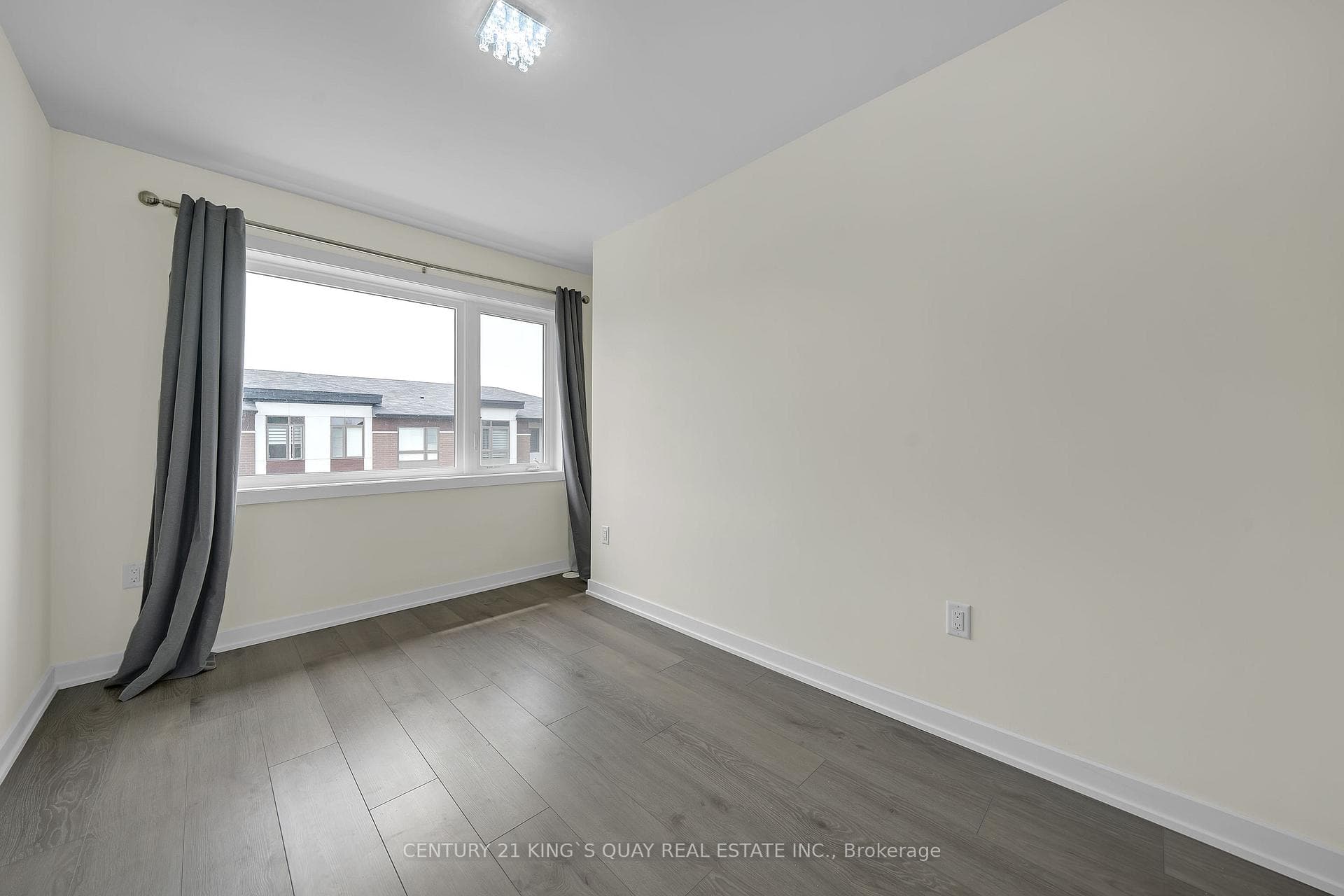 250 Finch Avenue Unit 33 photo 29