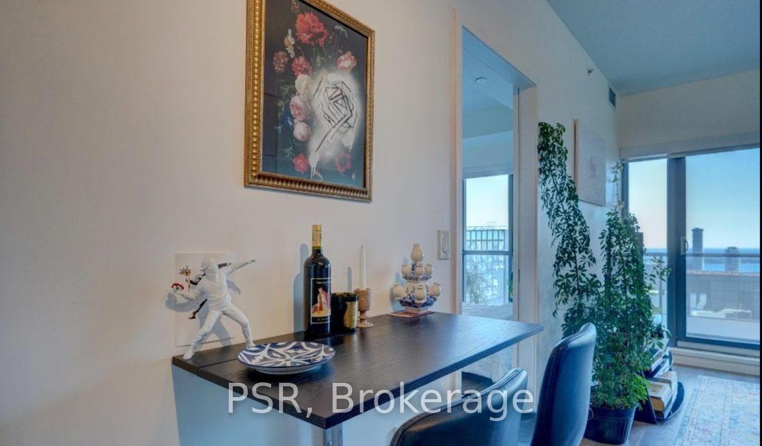 159 Dundas Street Unit 3302 photo 13