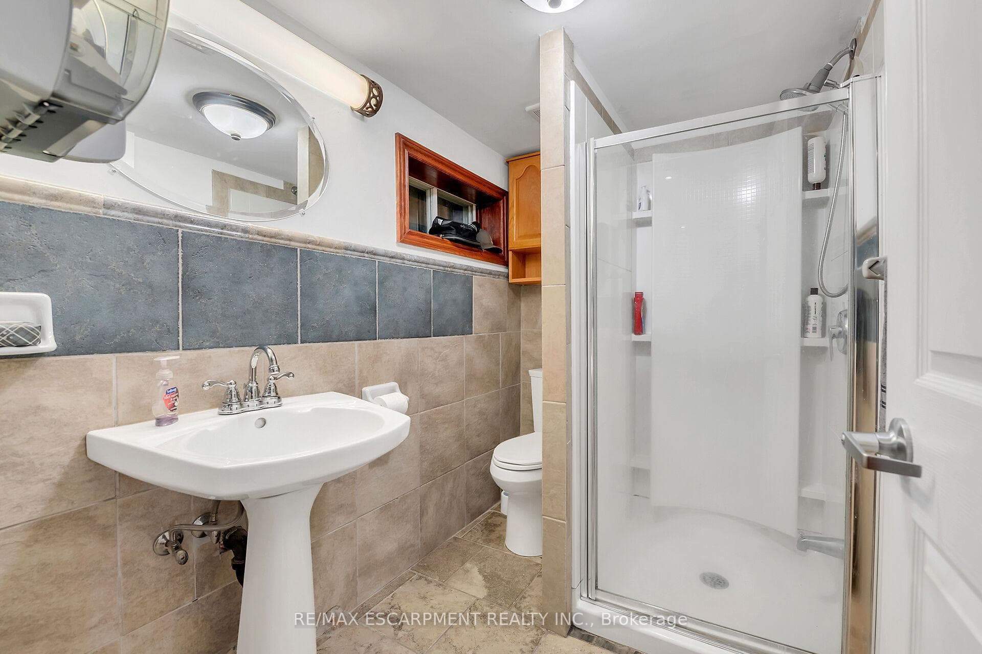 617 Eighth Road photo 31