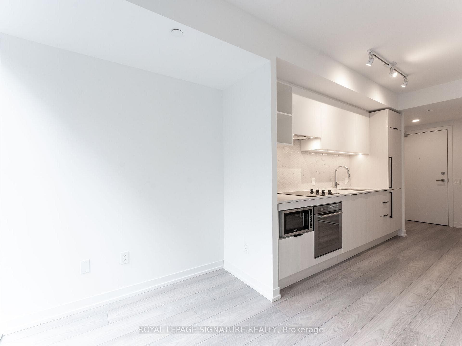 82 Dalhousie Street Unit 801 photo 16