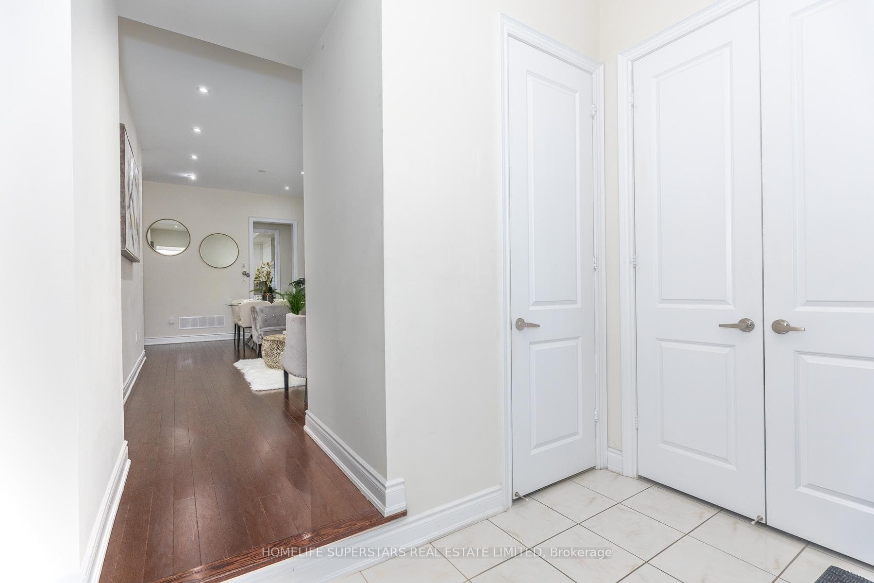 1188 Stag Hollow photo 3
