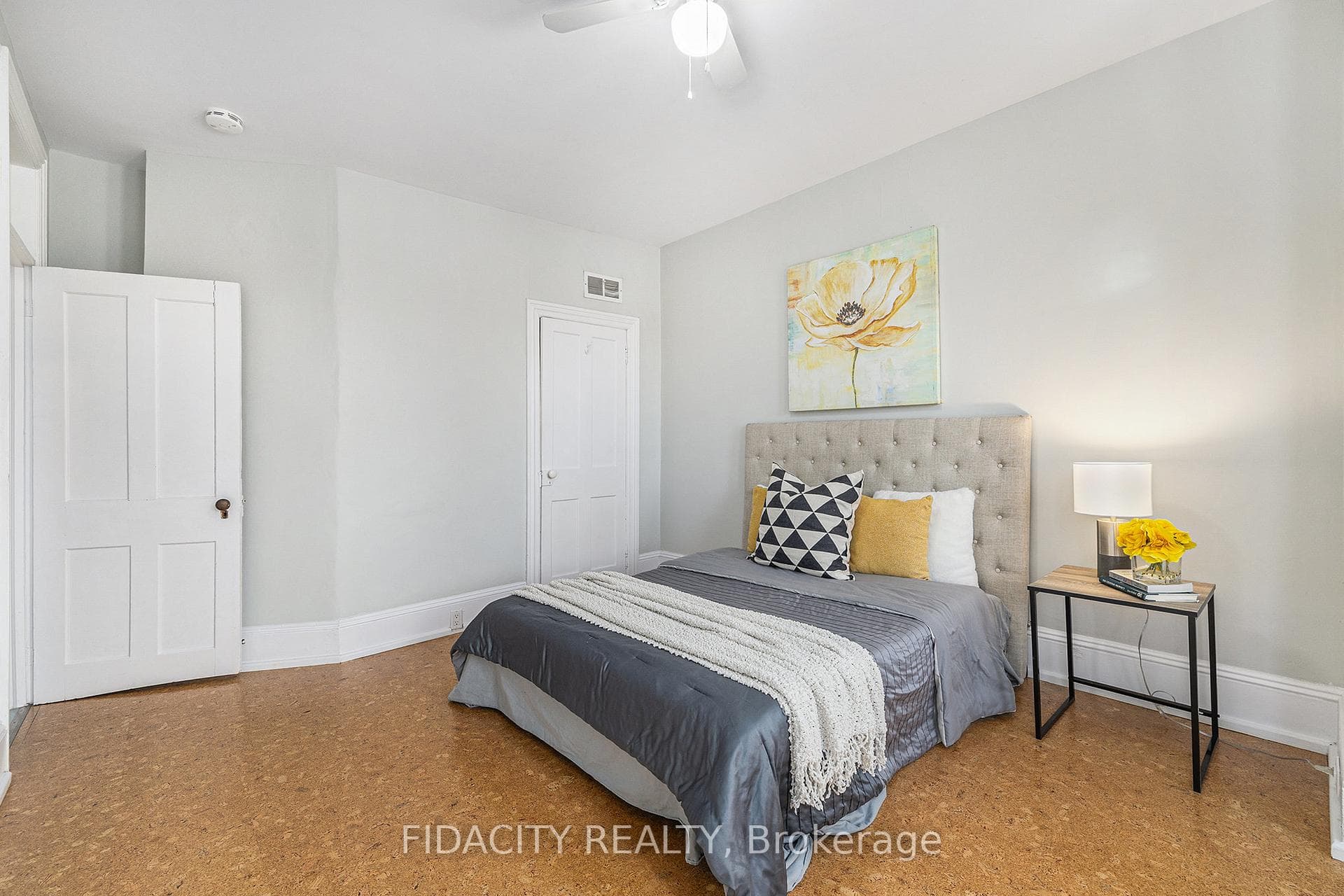 115 Chambers Street photo 10
