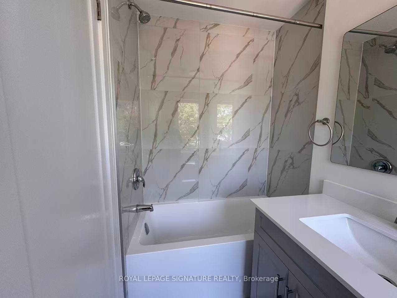 53 Bishop Avenue Unit 4 photo 3
