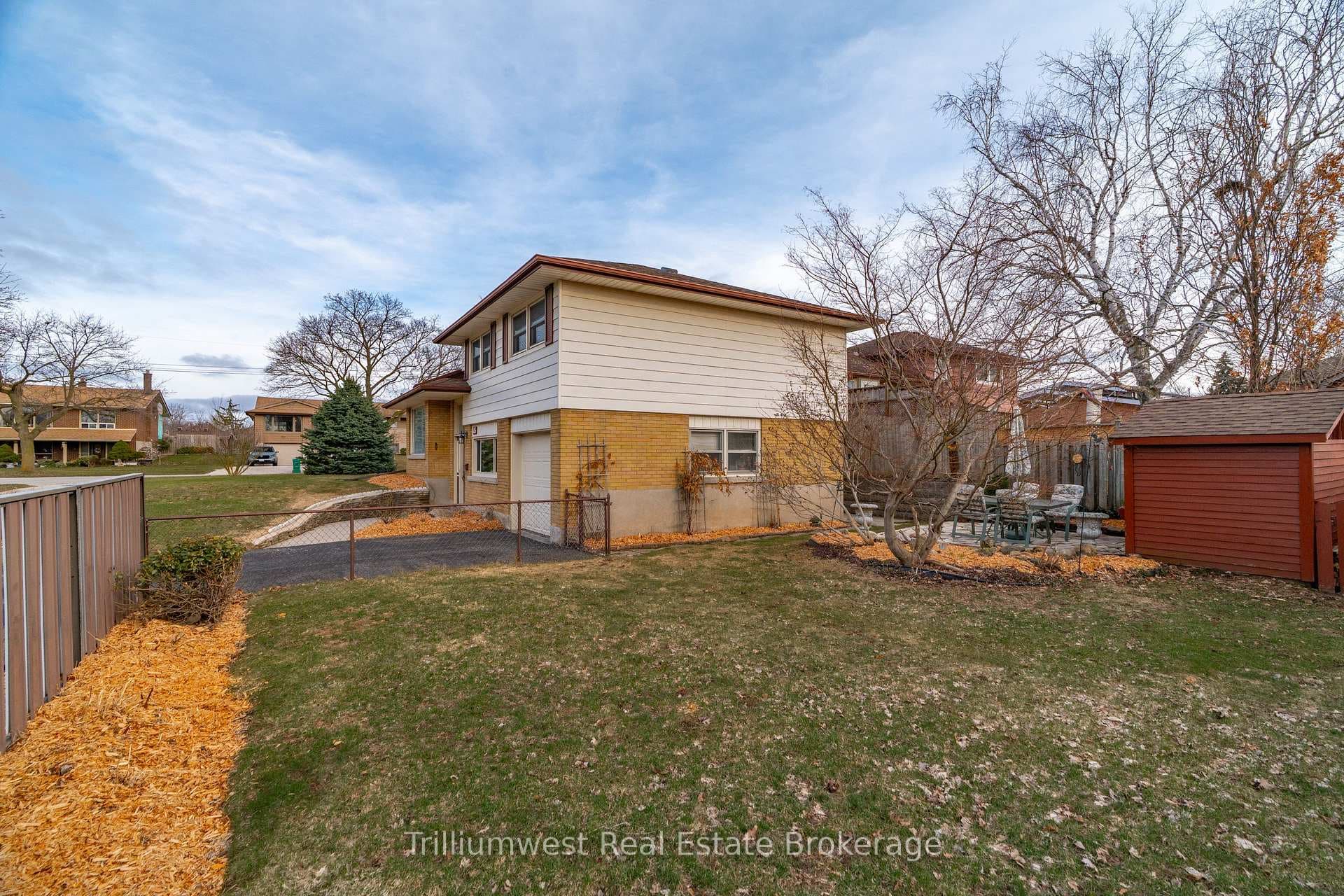 135 Burbank Road photo 31