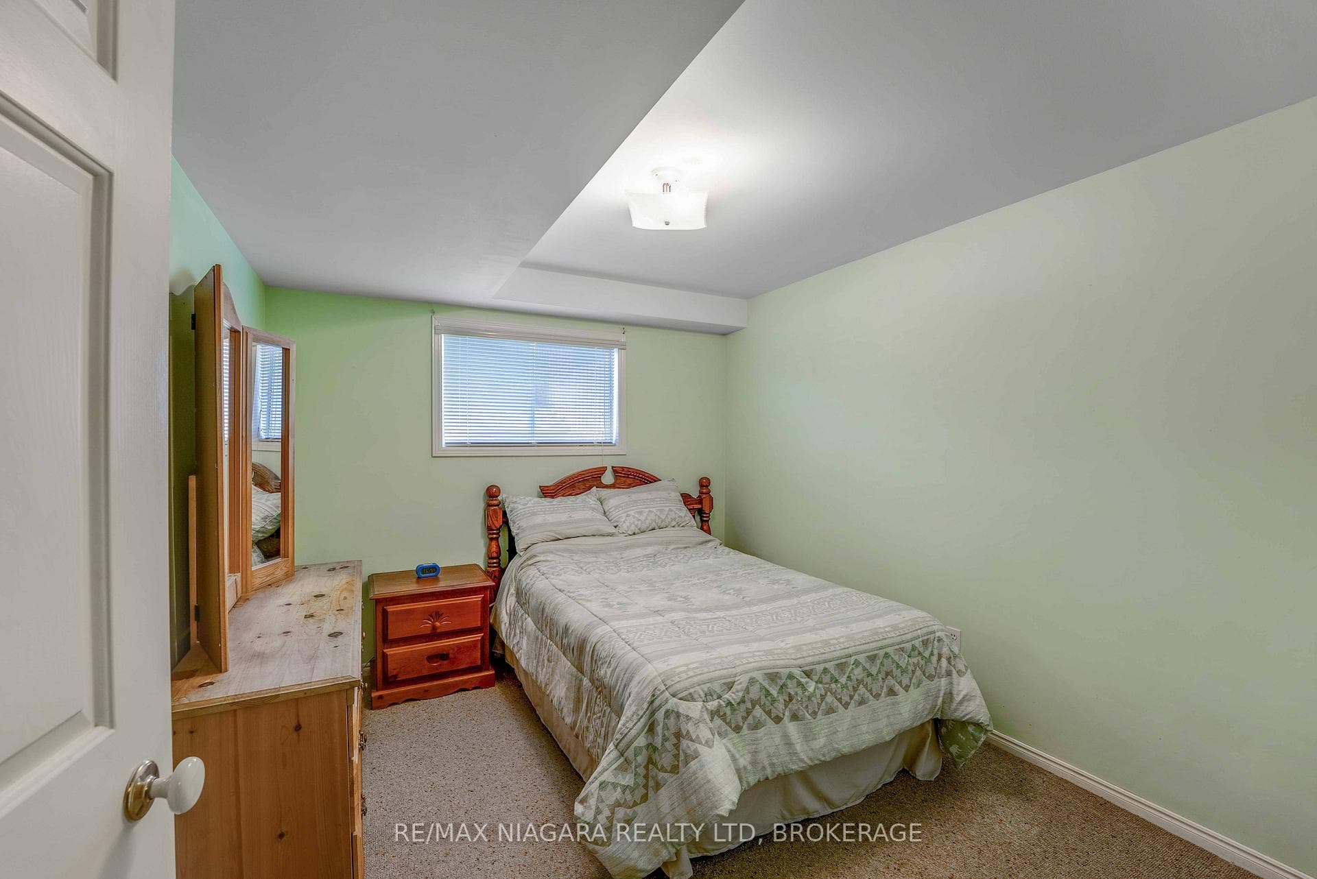 26 RAVINE Road photo 42