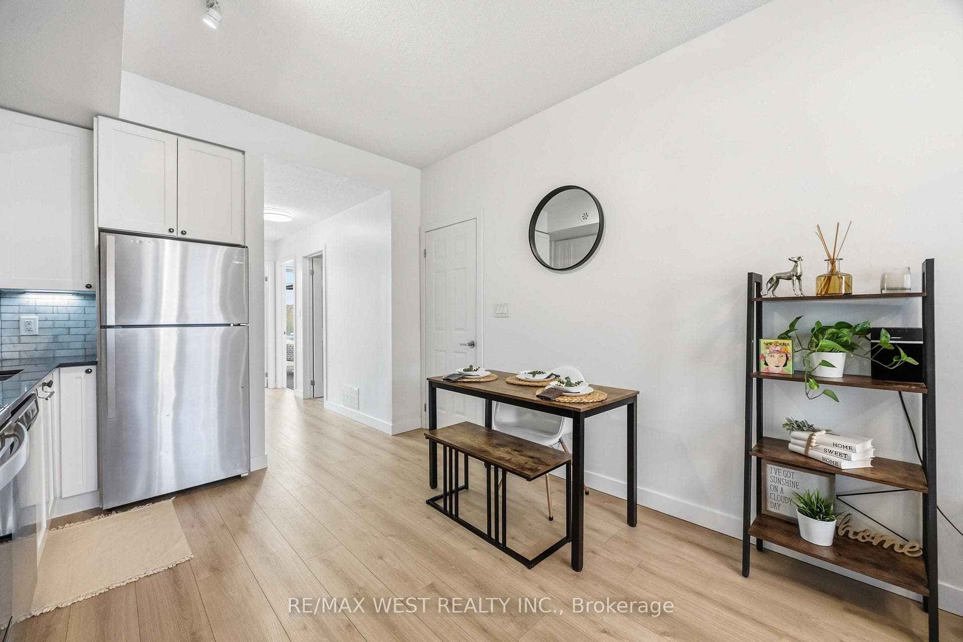 6 Bicknell Avenue Unit 1 photo 11