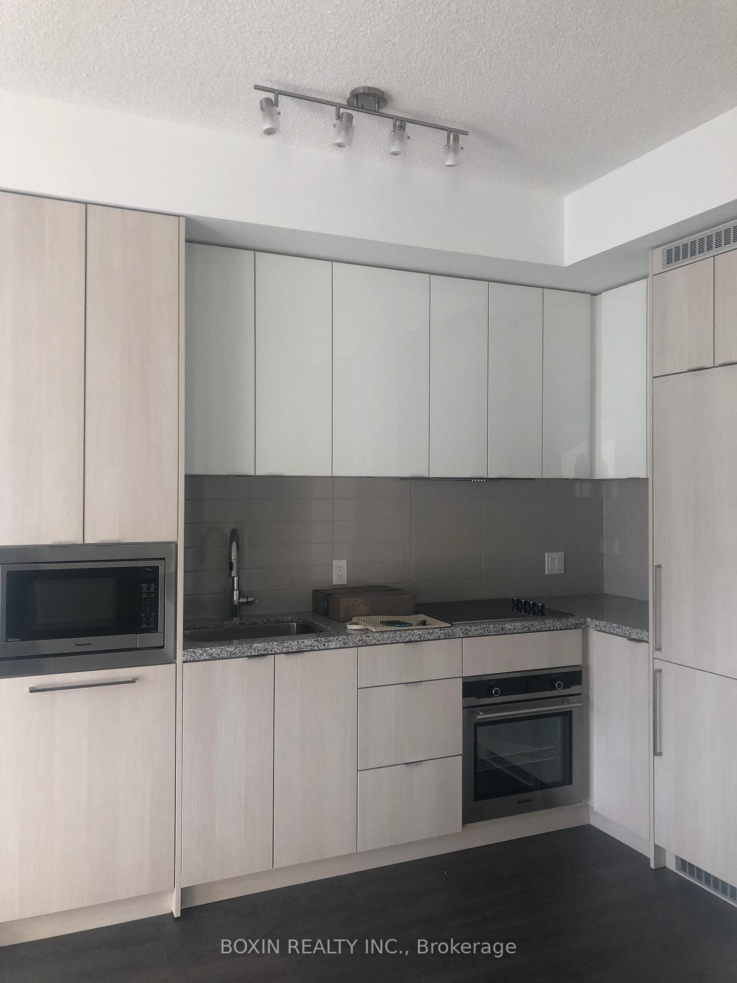 125 Blue Jays Way Unit 3503 photo 2