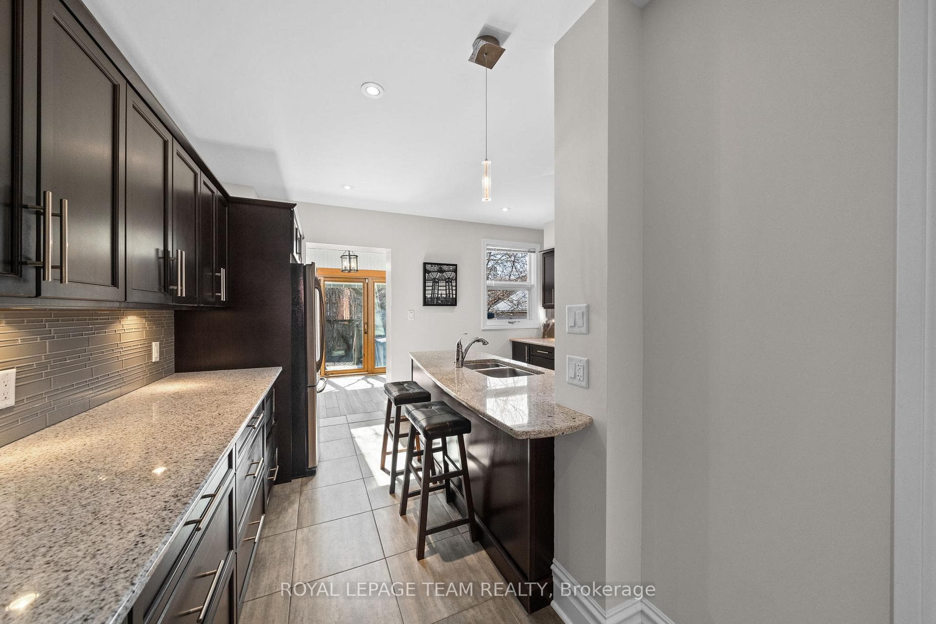 148 Bruyere Street photo 13