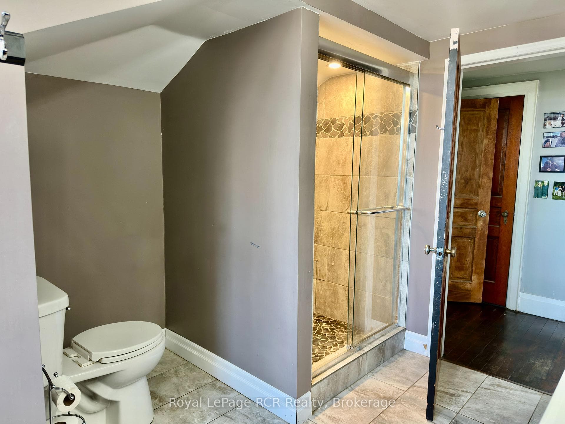 388 Durham Road photo 35
