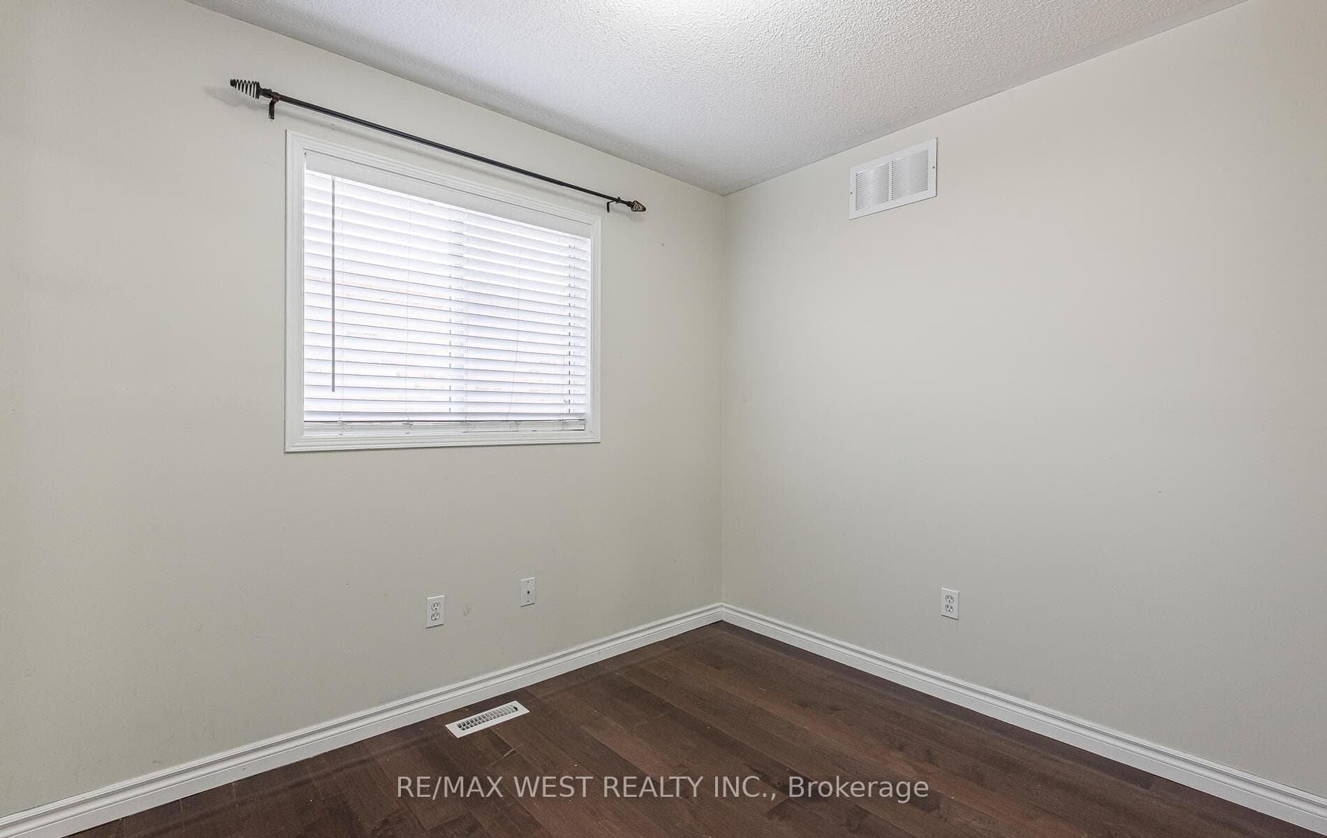 100 Lake Louise Drive photo 33