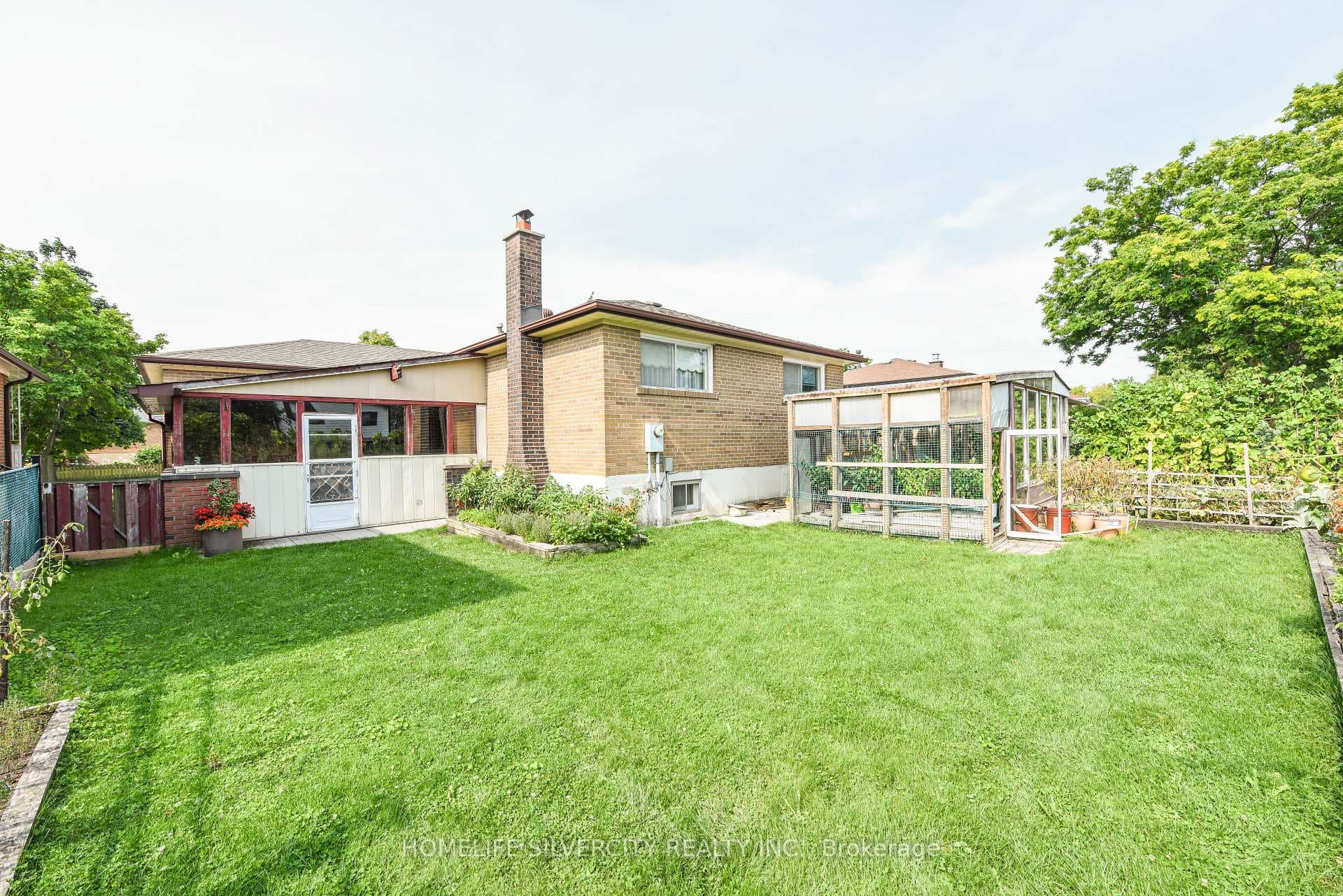 3808 Wyewood Road photo 6