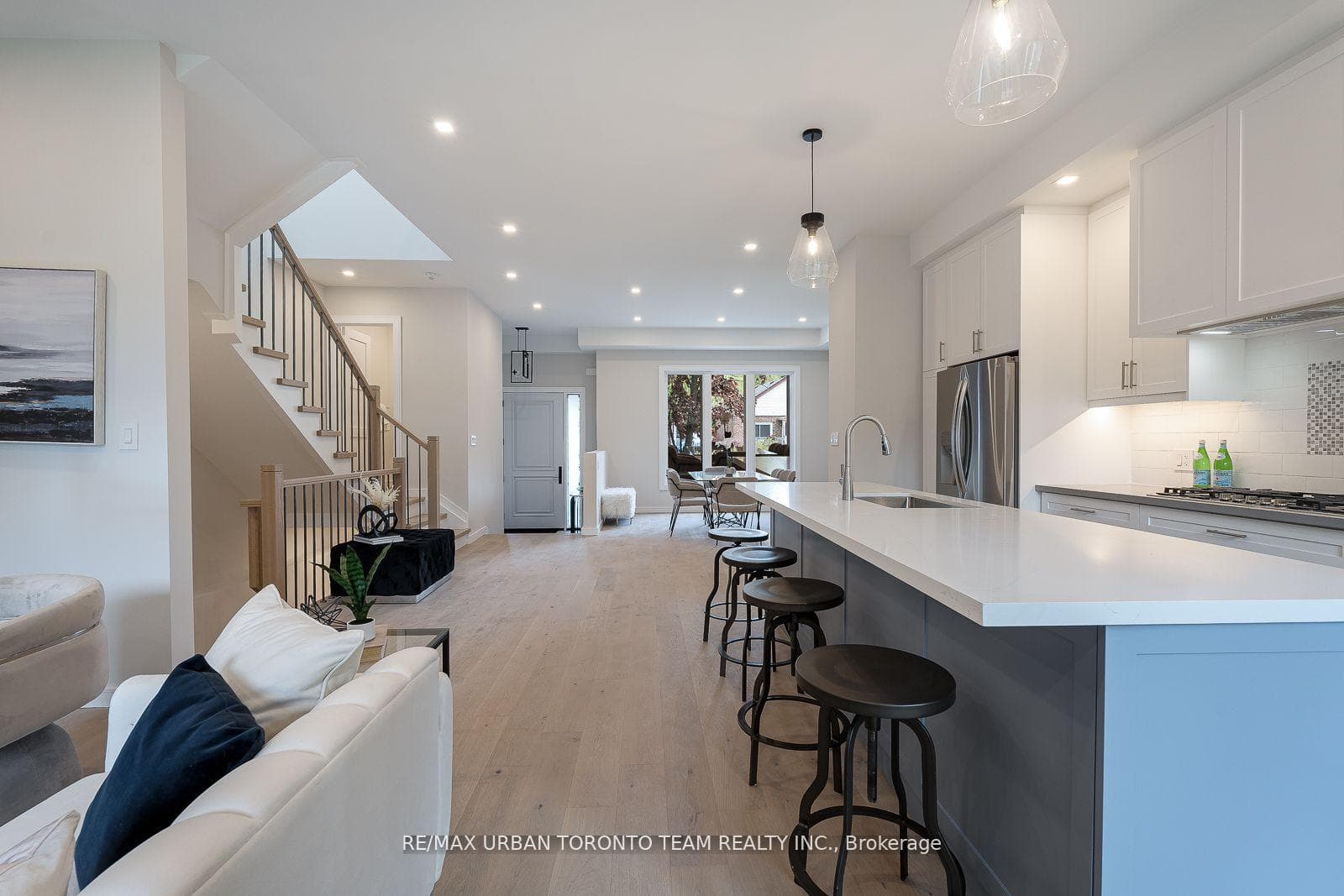 26 Kalmar Avenue photo 11