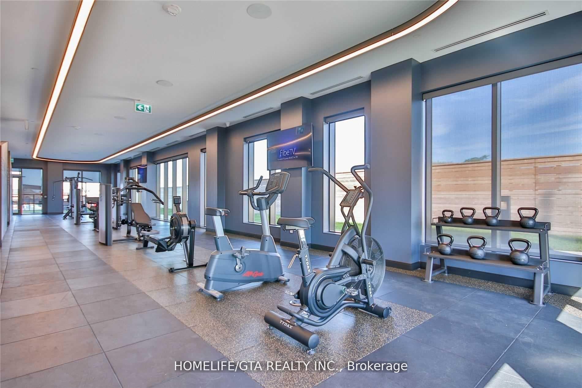 2550 Simcoe Street Unit 802 photo 15