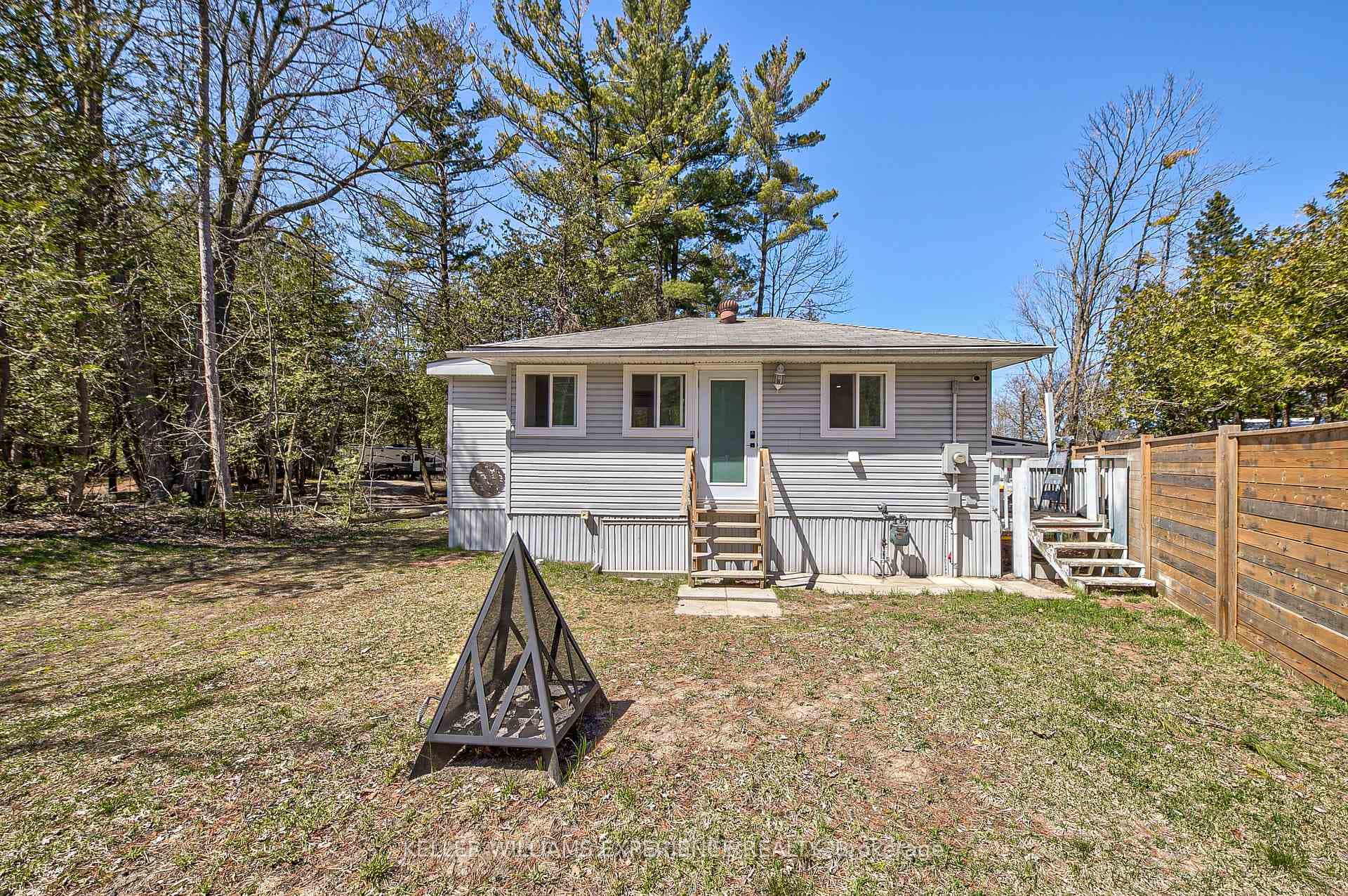 56 Homewood Avenue photo 2
