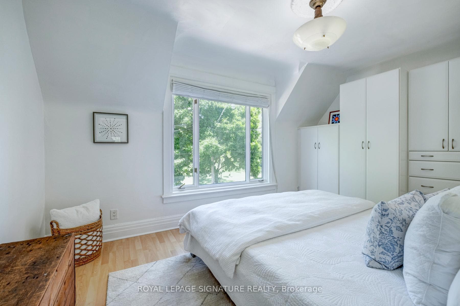 1 Southview Avenue photo 19