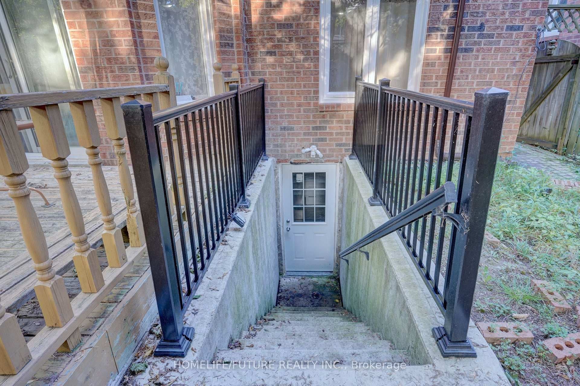 6 Winding Court photo 5