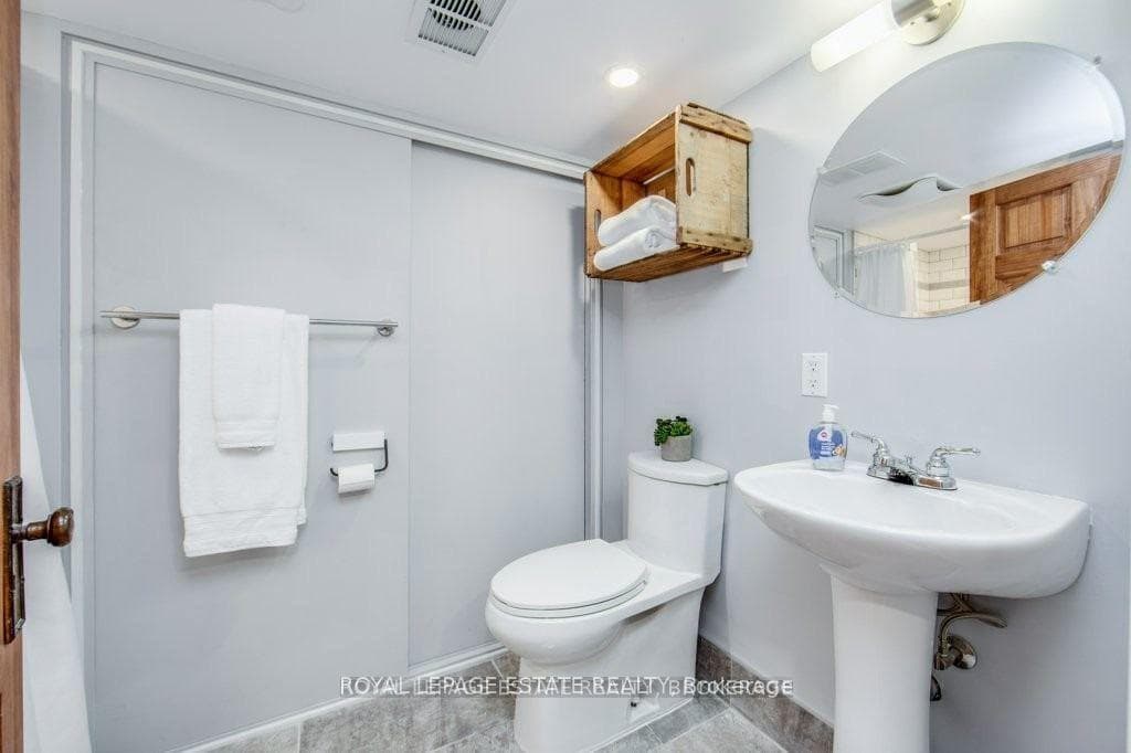 155 Harding Boulevard photo 12