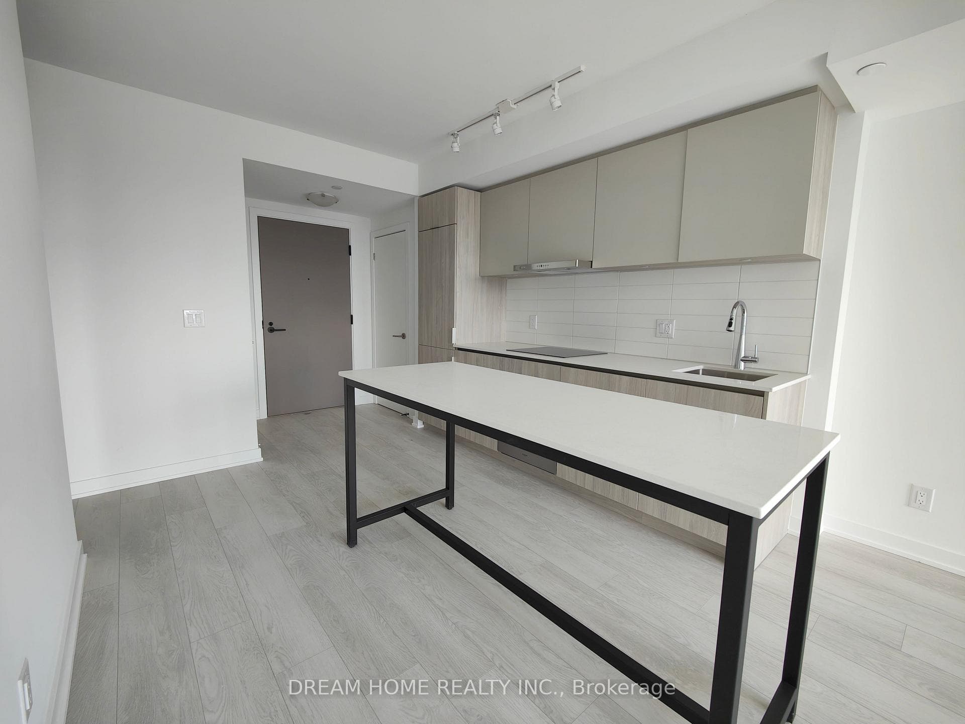 47 Mutual Street Unit 2808 photo 3