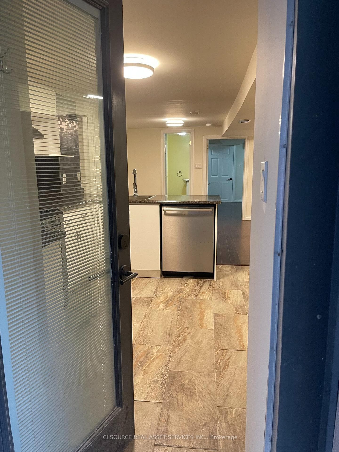 287 Palmerston Avenue Unit Lower photo 5
