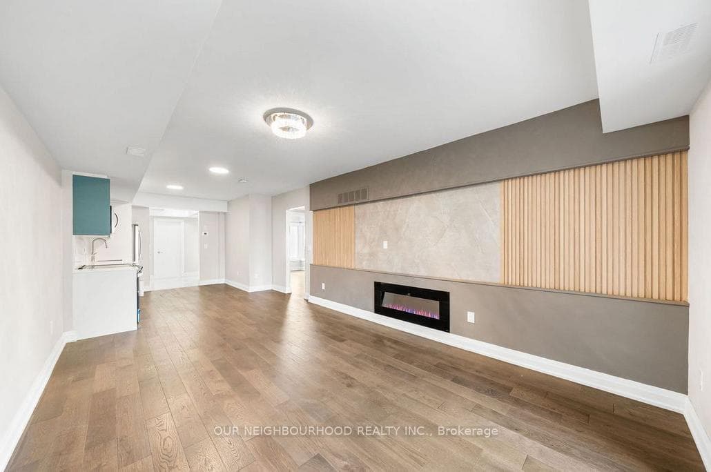150 Celina Street Unit Unit A photo 11