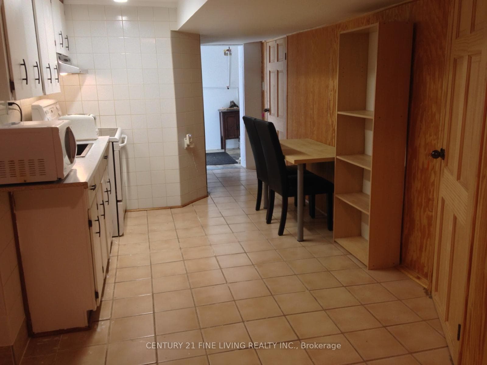 400 Nairn Avenue Unit Lower photo 4