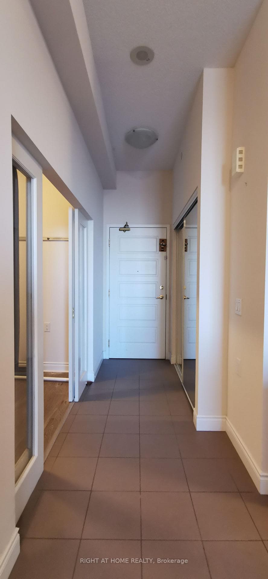 1 Sun Yat-Sen Avenue Unit 2553 photo 7