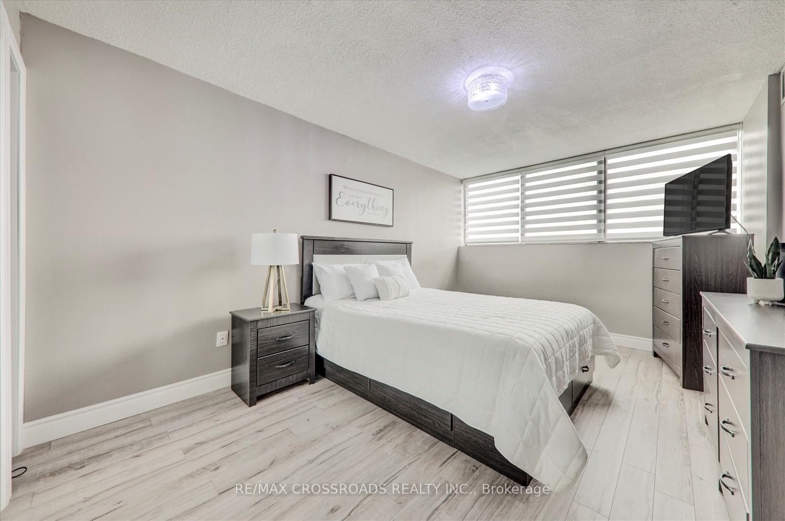 99 Blackwell Avenue Unit 807 photo 15