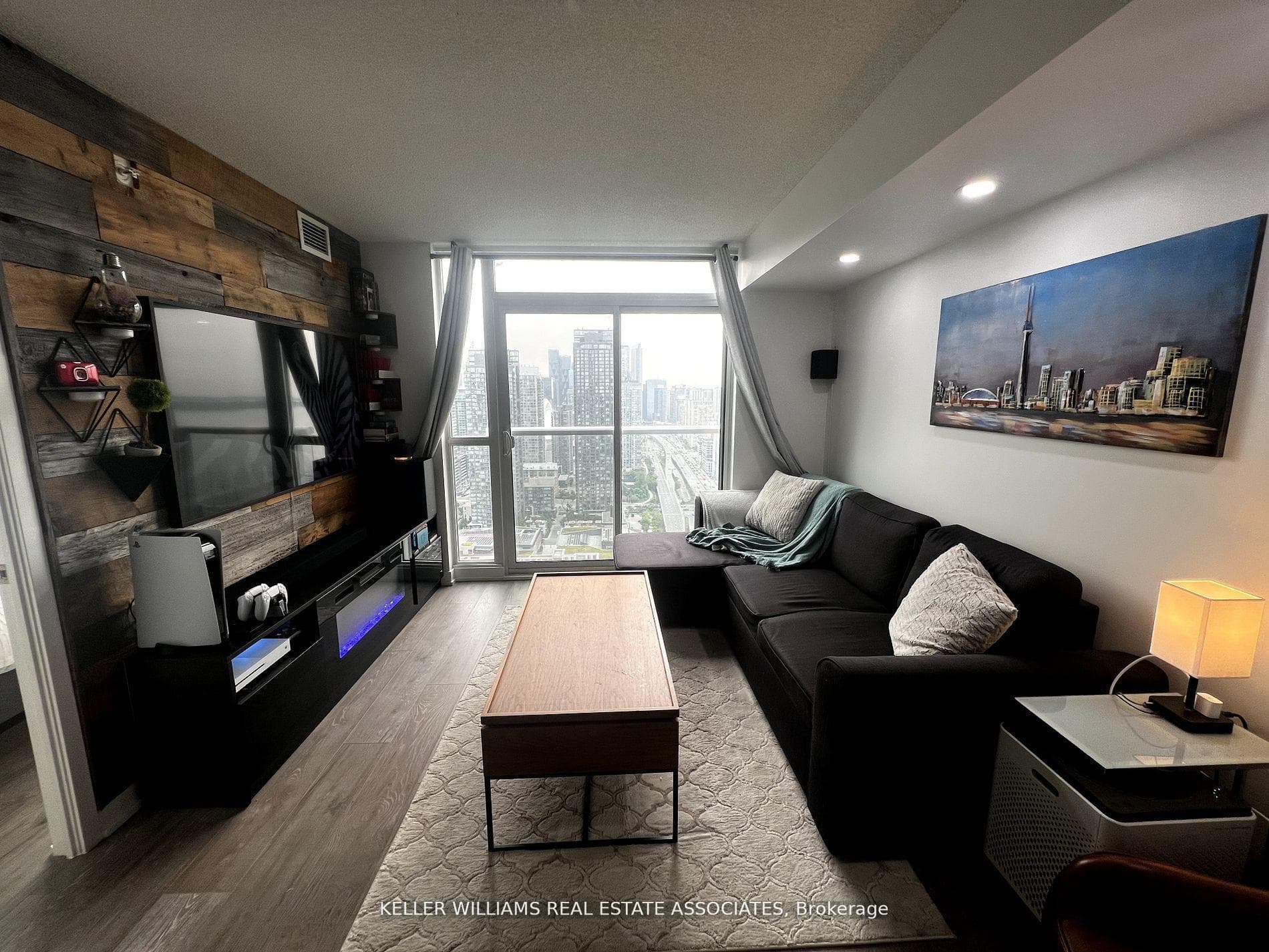 75 Queens Wharf Road Unit 4205 photo 10
