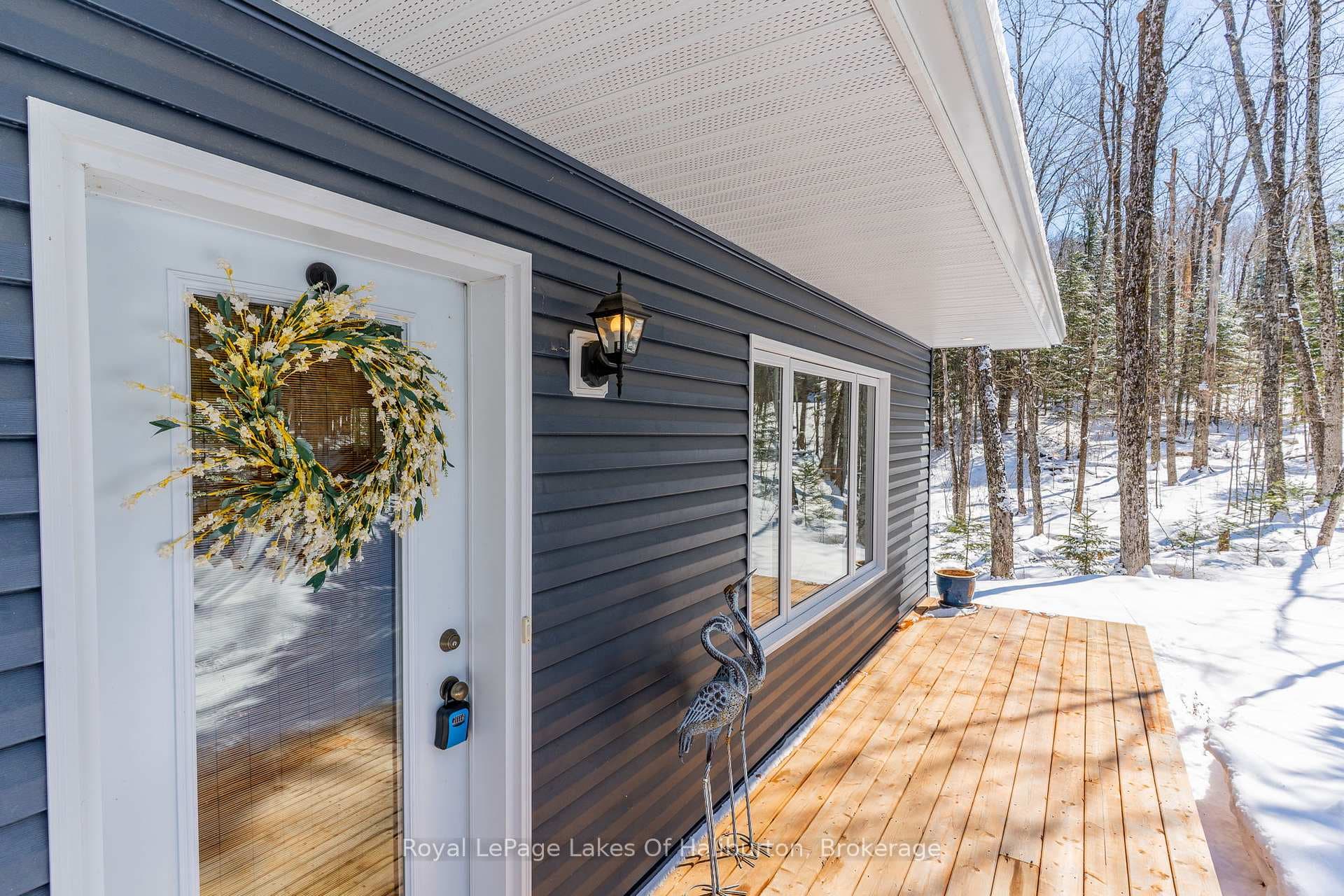 260 Mountain Street photo 8